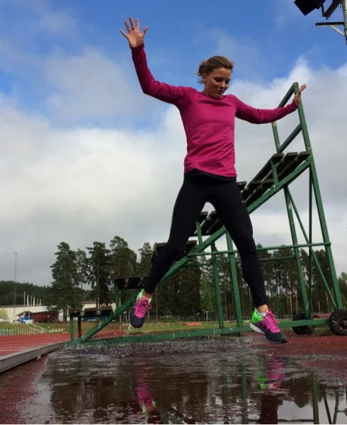Ett snabbt svalkande fotbad efter jobbiga tvåhundrameterslopp...