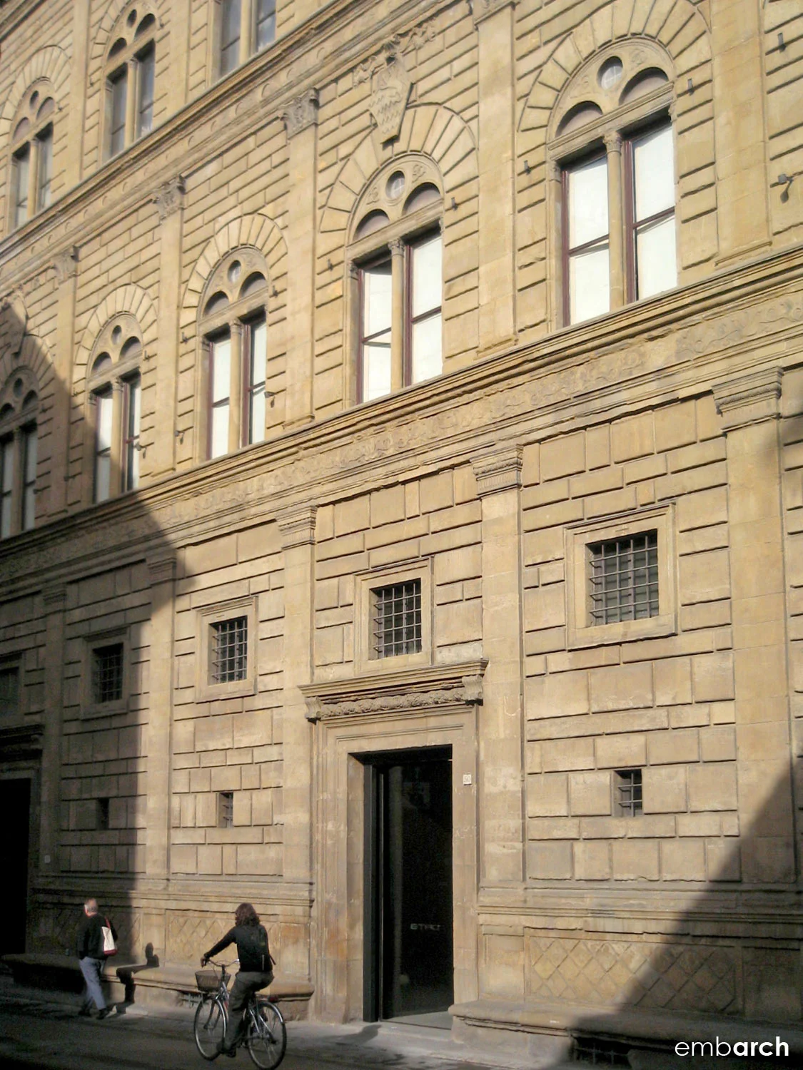 FLR00811w.jpg