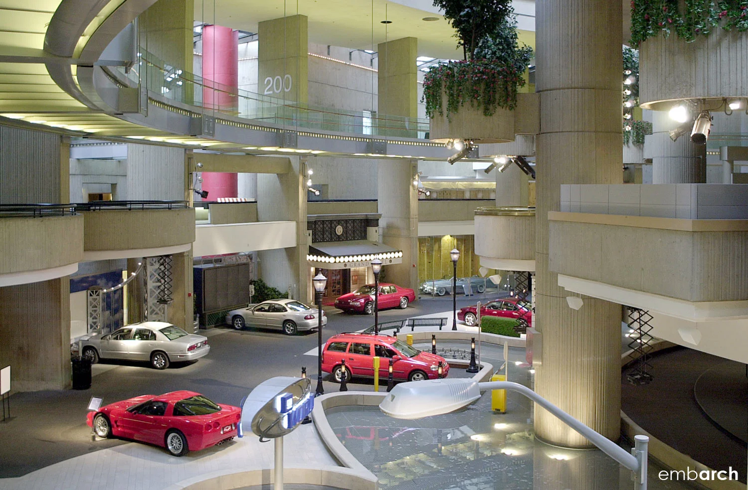 DET00302w.jpg