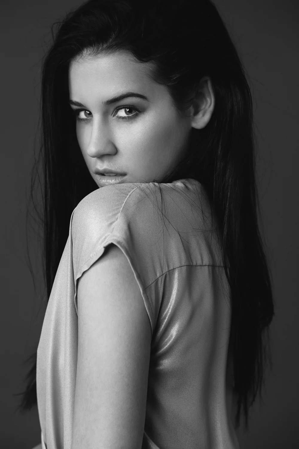 Michael Populus Photography photographs Angelle Folse with Kennedy MGMT