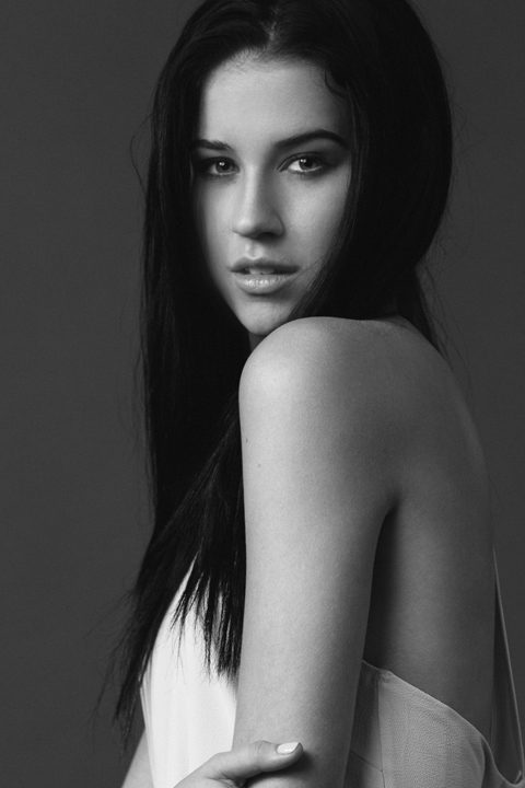 Michael Populus Photography photographs Angelle Folse with Kennedy MGMT