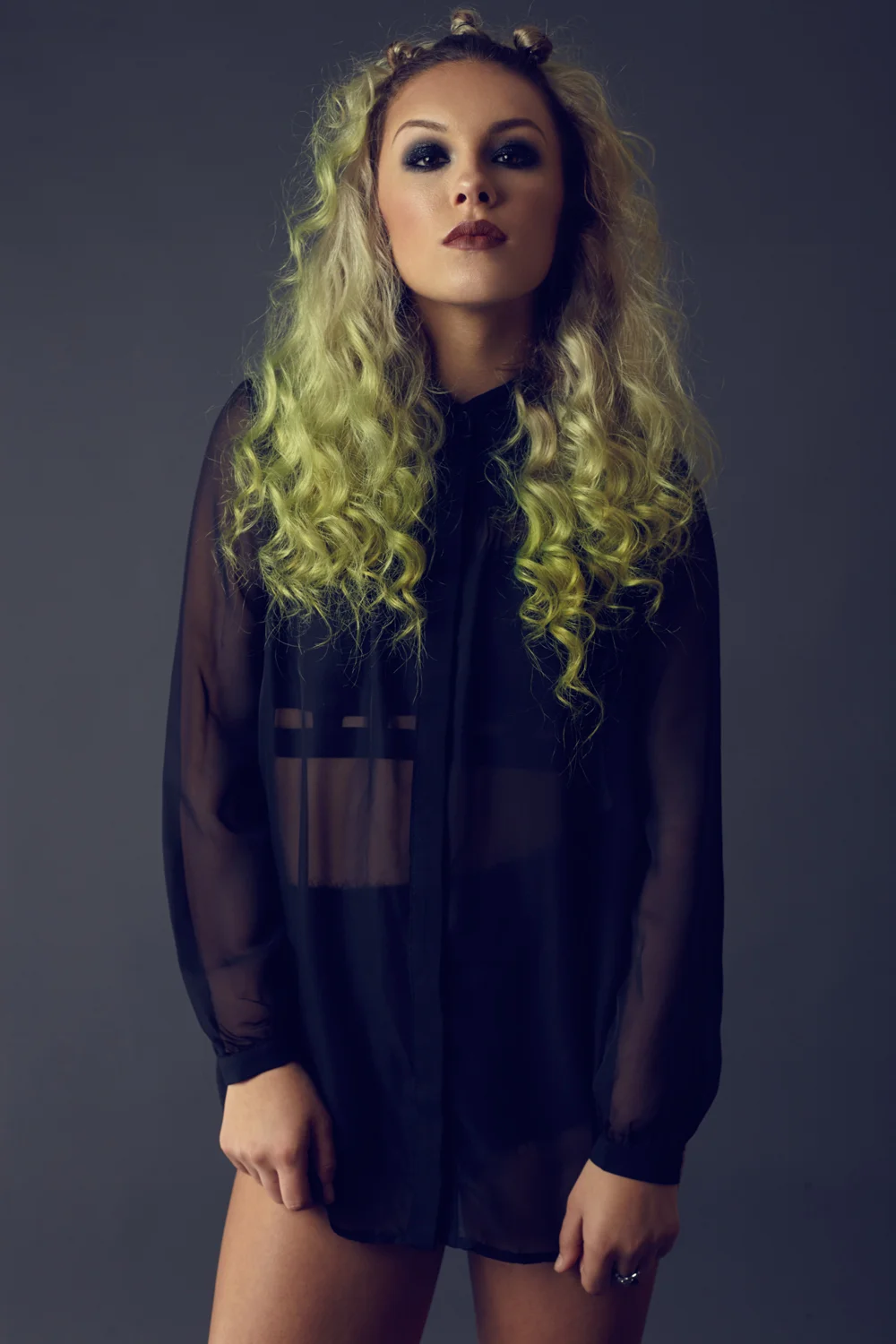 Michael Populus Photography photographs Taylor Alberes with Kennedy MGMT