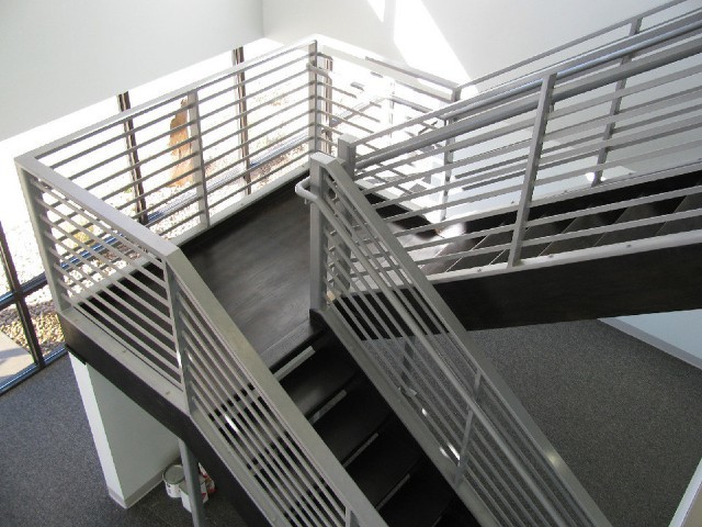 Stairs2.jpg