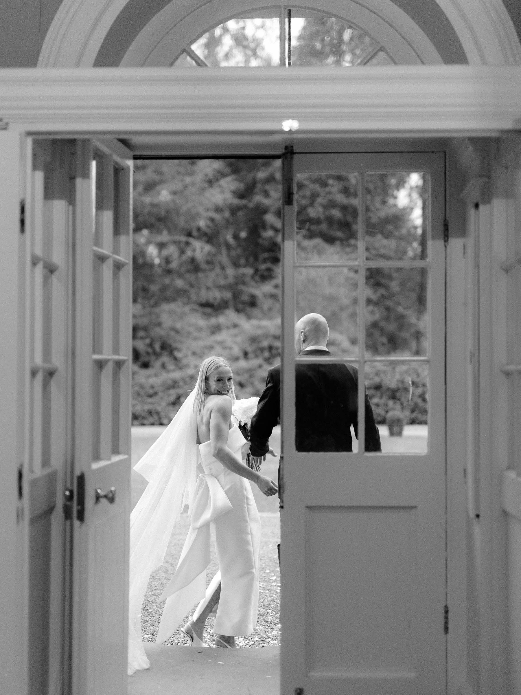 &ldquo;I was so, so, so pleased with my dress and veil on the day. It was just a dream to wear and couldn&rsquo;t have been more me&hellip; You and the team made the experience a total dream, super easy, relaxed and welcoming from the minute you repl