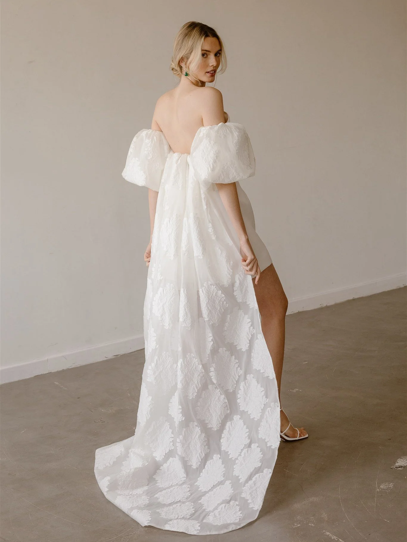 Alexandra Train and Sleeves - Size 12