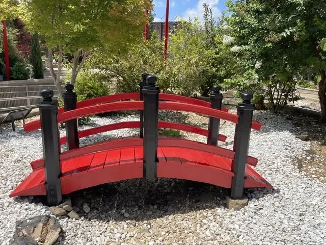 Woohoo the Bridge is finished! 