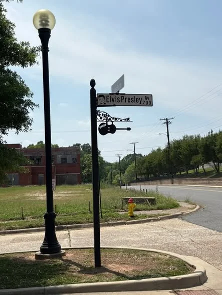 james burton sign.jpg