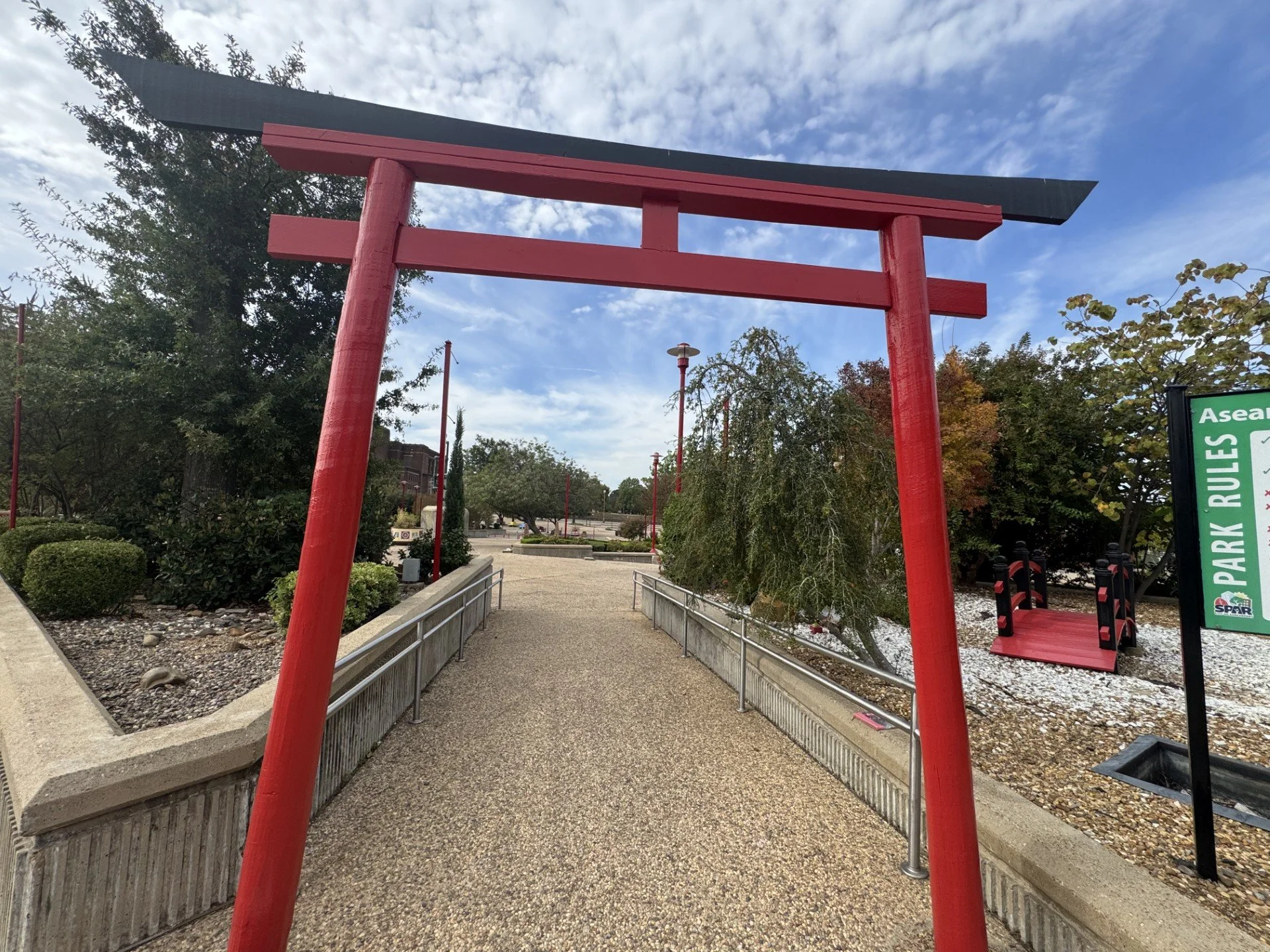 Torii gate 4.jpg