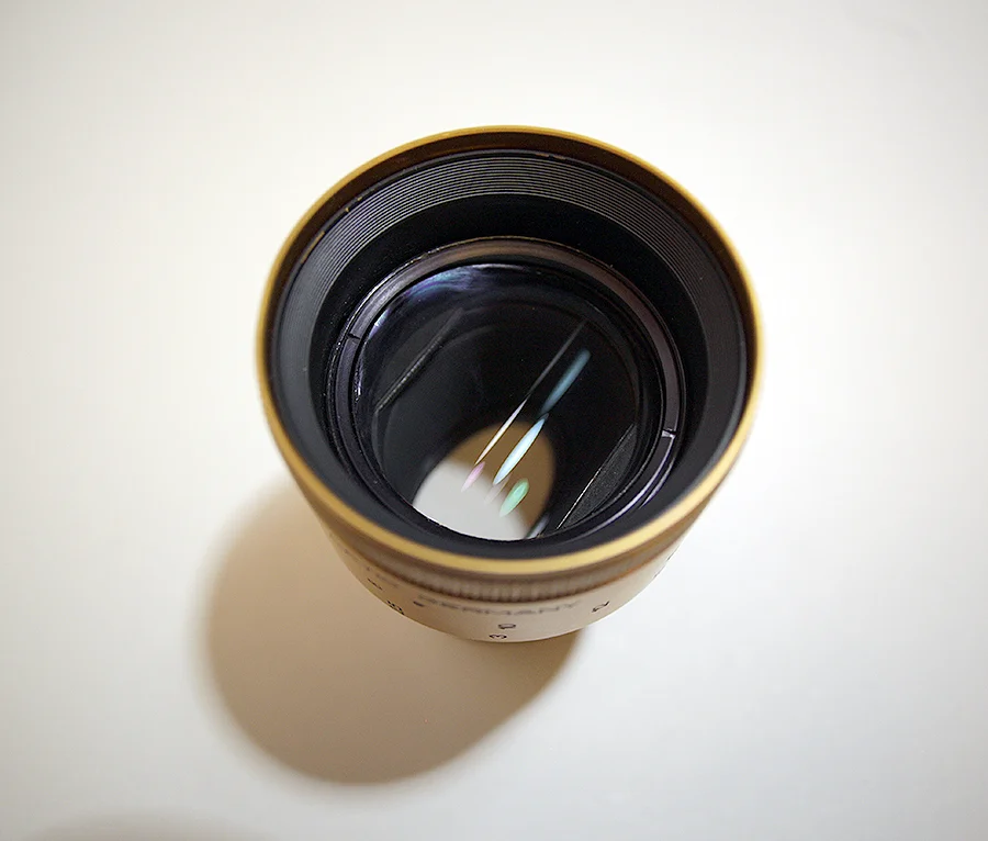 ISCO Anamorphic 175x lens Front.jpg