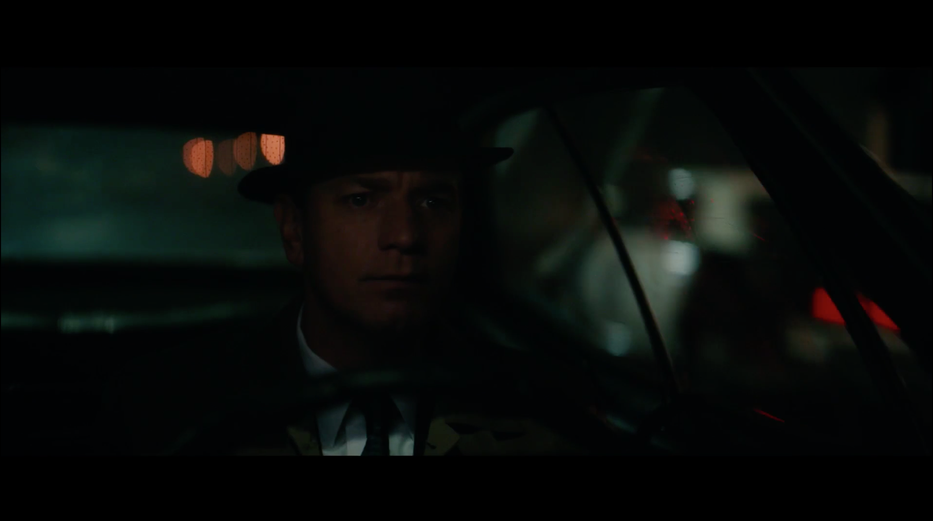 IMAGE WITH MORPHED BUT NOT PERFECTLY OVAL BOKEH AS WELL AS FLARE/STREAK LINES SHOWING INSIDE THE BOKEH SHAPE FROM THE FILM: AMERICAN PASTORAL, 2016 Lakeshore Entertainment