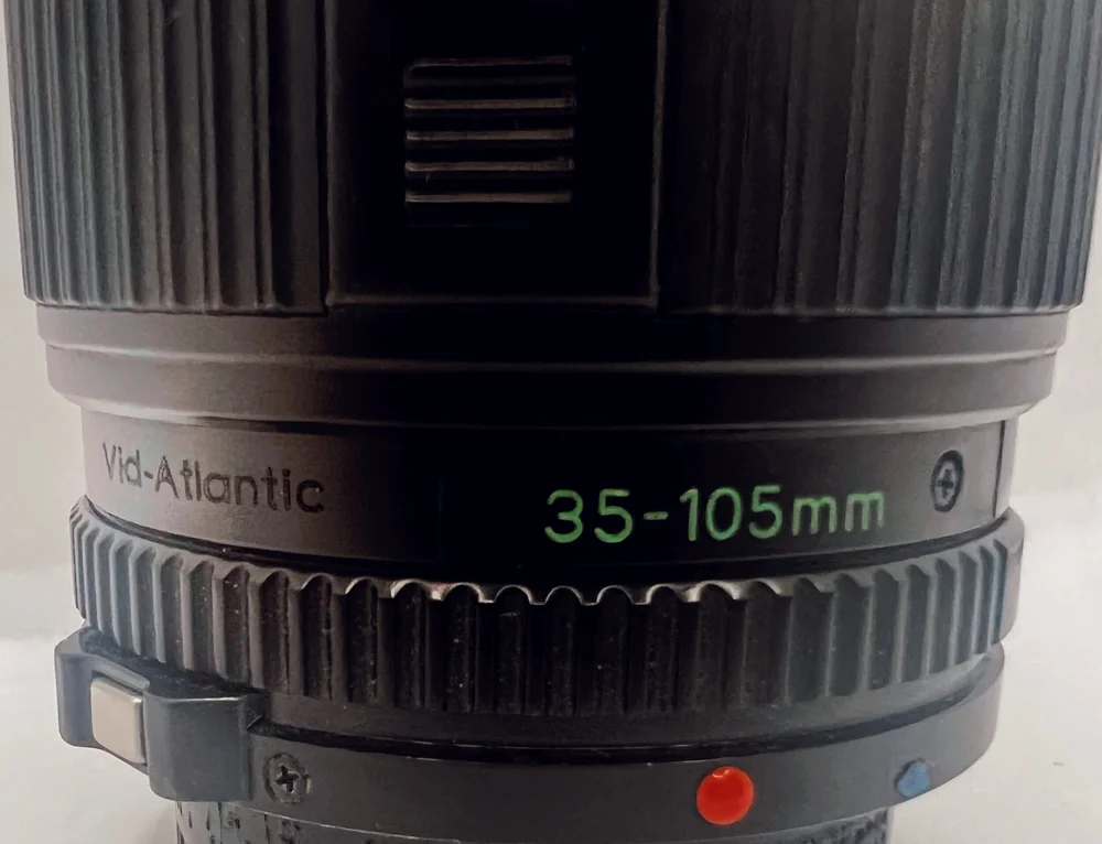 Canon FD 35-105mm Zoom lens with Anamorphic-Bokeh Modification