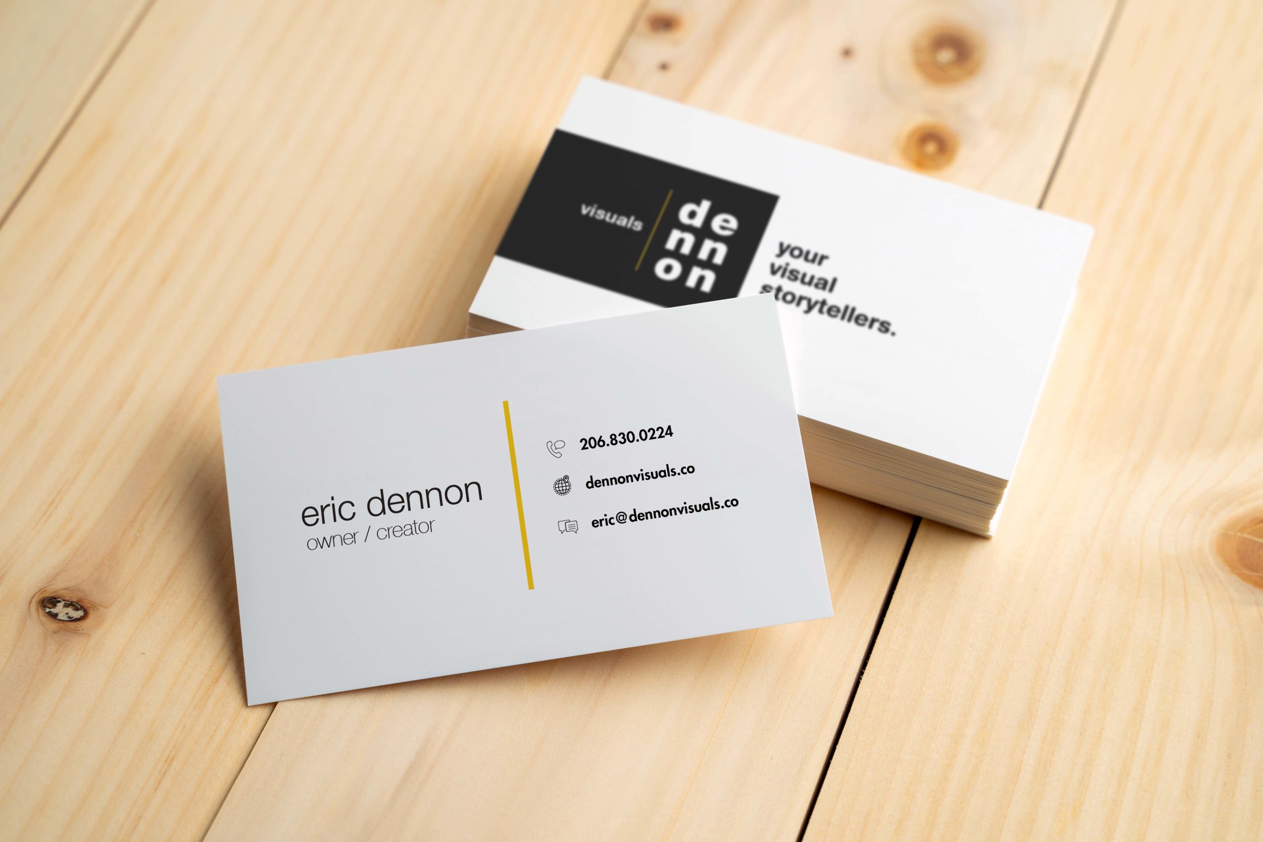 Dennon_Business_Cards_Mokcup.jpg