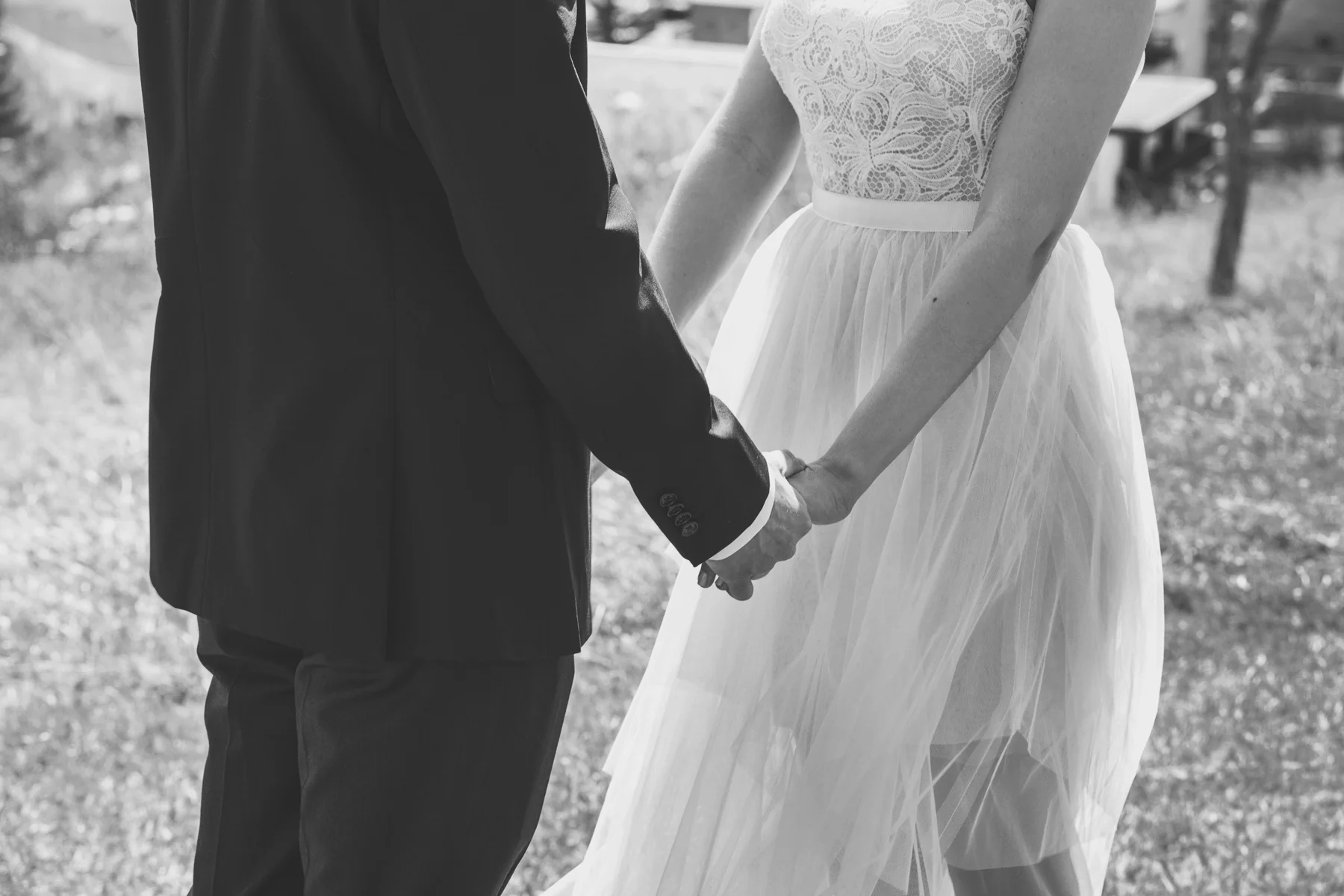 AHoogveld_Jenny&Severin_May3-18_web-14.jpg