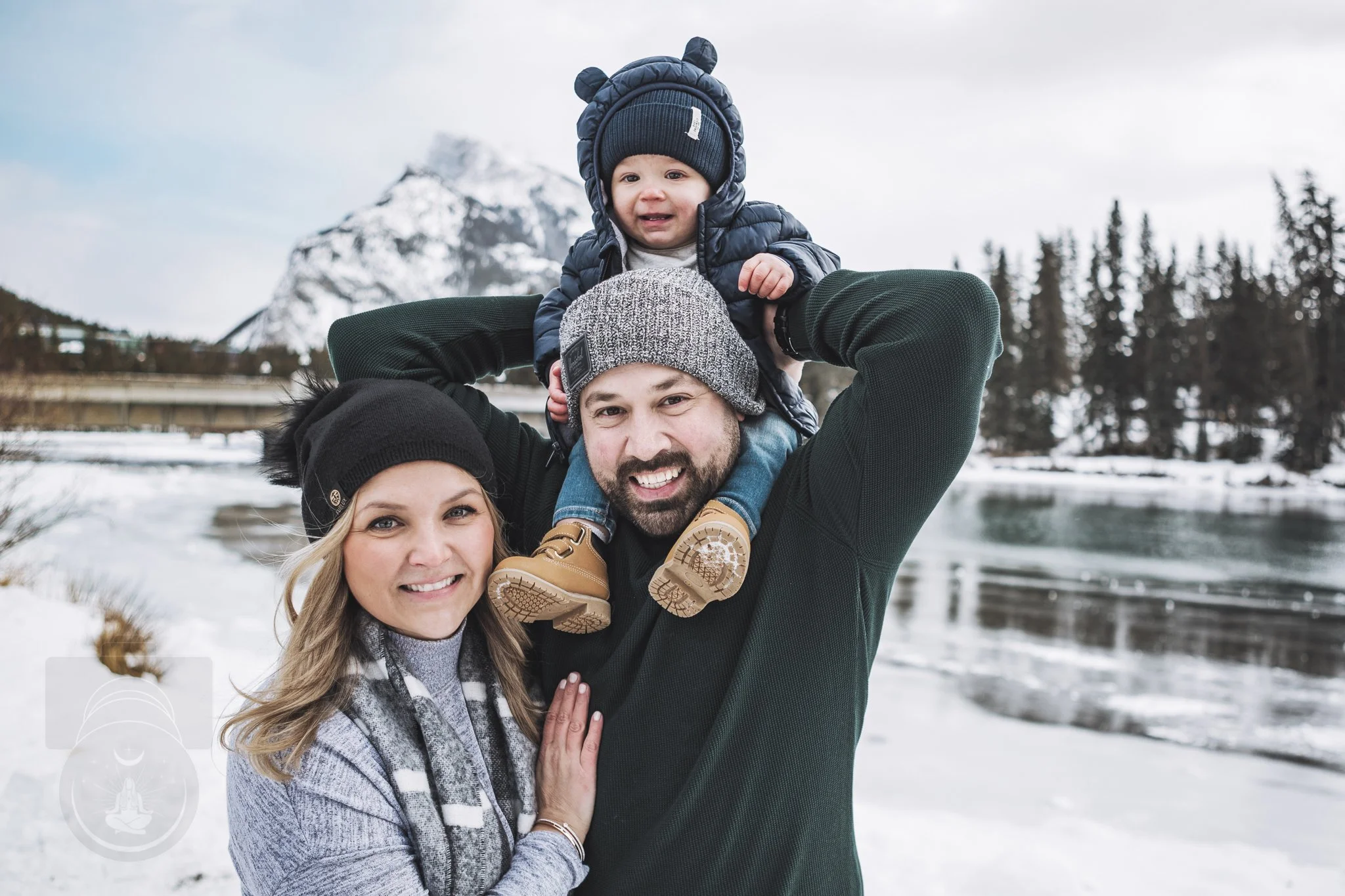 Winter Family Portraits in Beautiful Banff