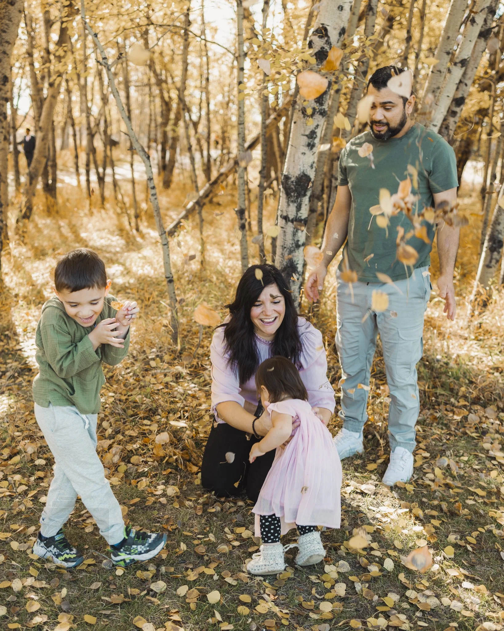 Petia & Rodrigo - Family Photos @ Glenmore Park