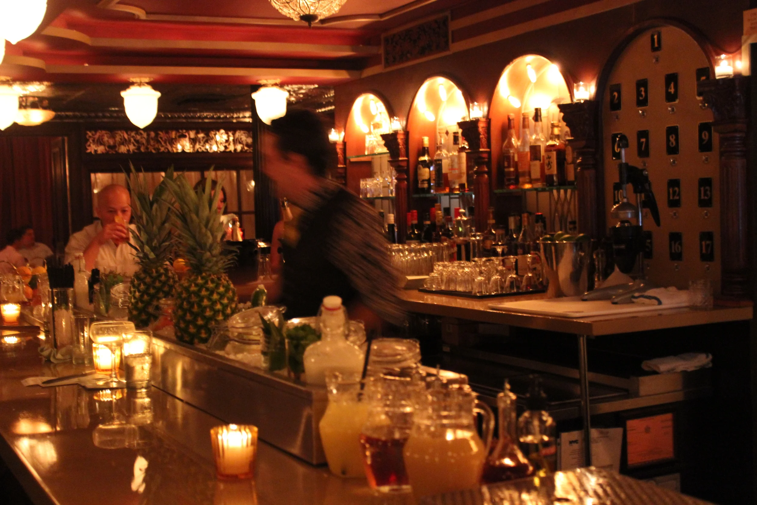 The Bartenders are SO FAST I could not capture them in the shot