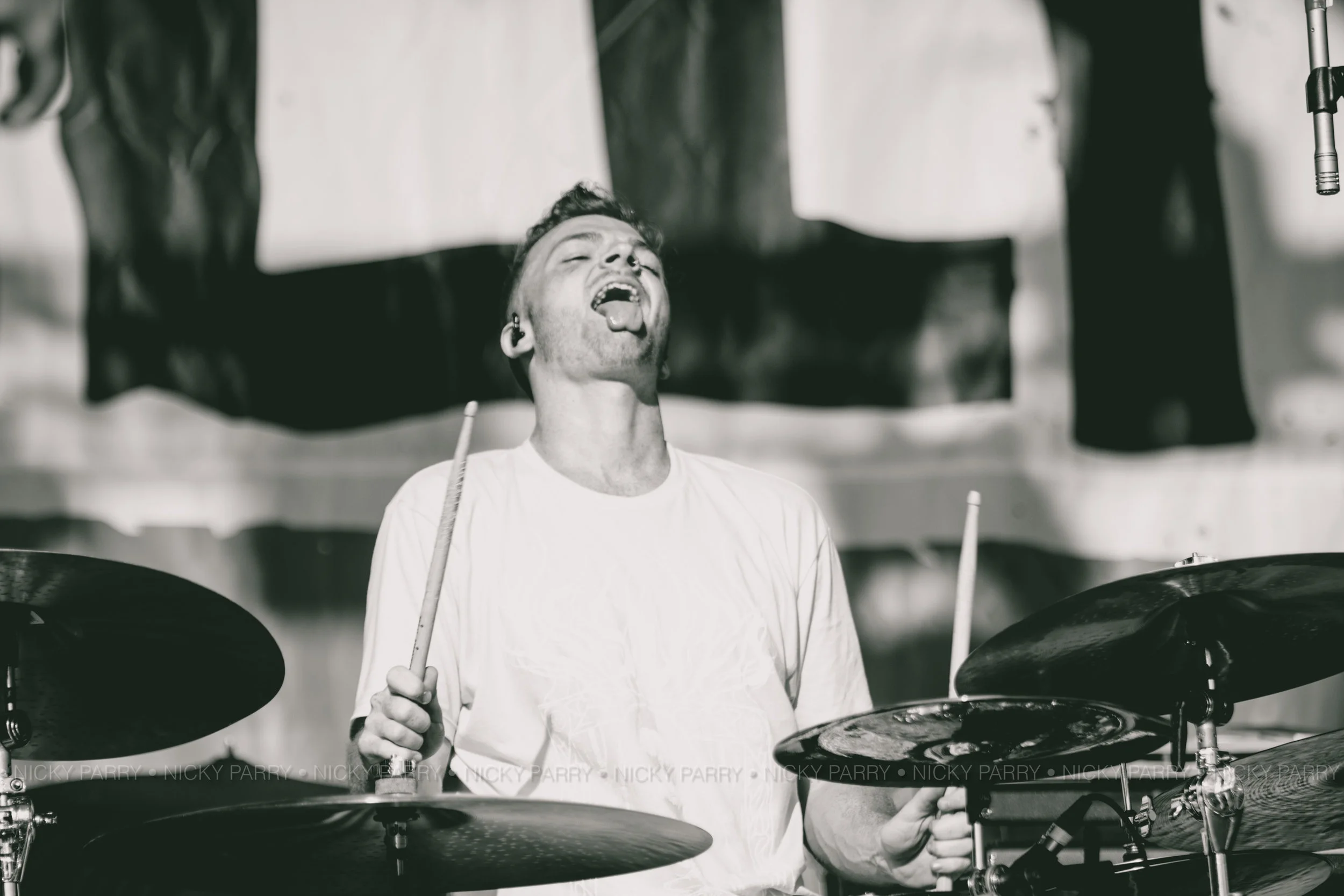 Issues_SelfHelpDetroit_NickyParry_10717_18.jpg