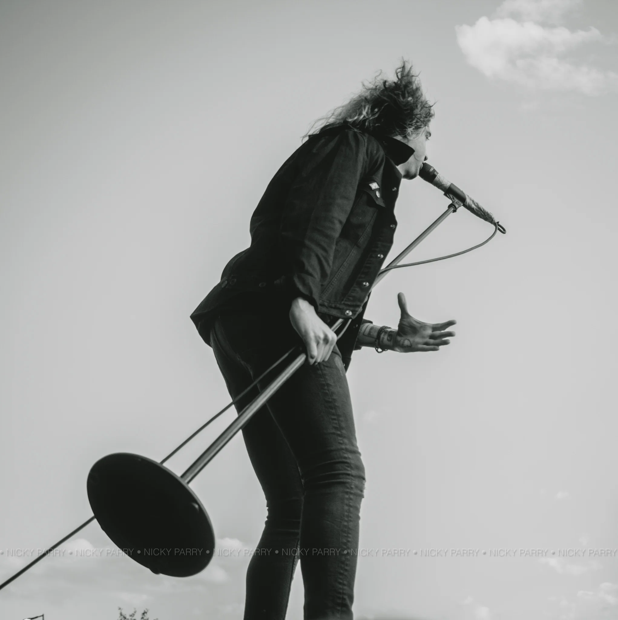 Underøath_SelfHelpDetroit_NickyParry_10717_4.jpg