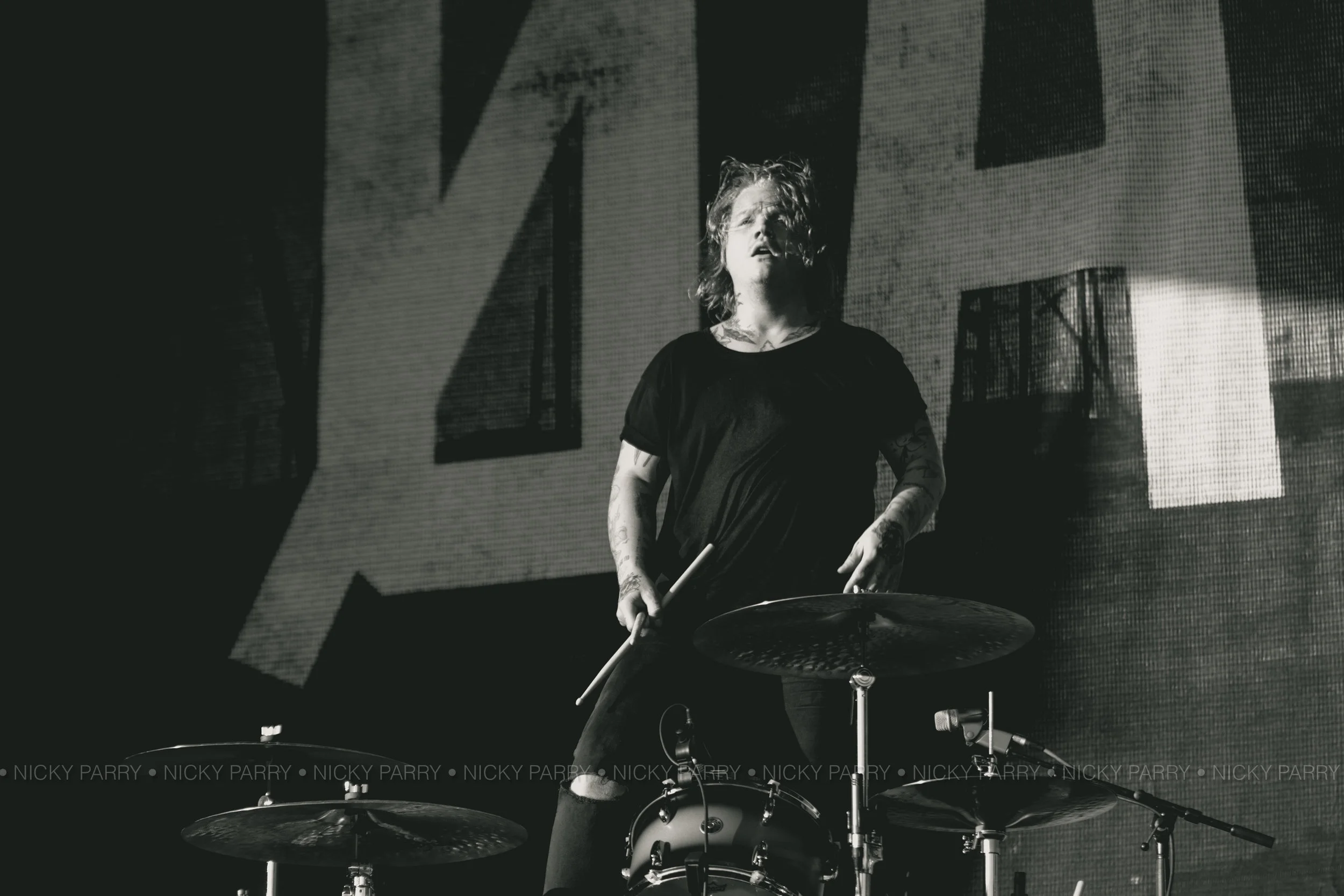 Underøath_SelfHelpDetroit_NickyParry_10717_14.jpg