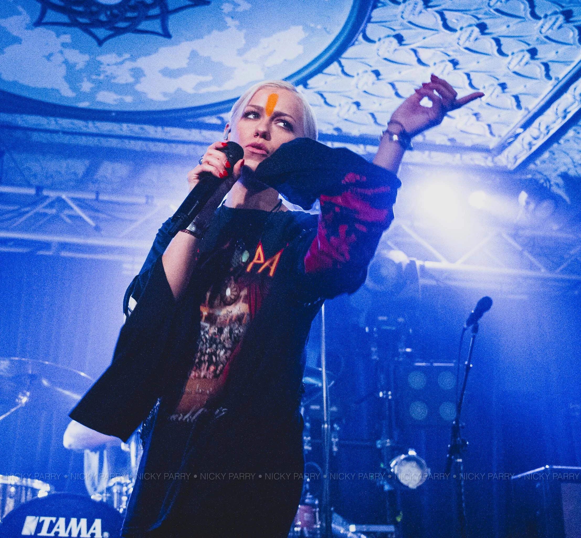 TonightAlive_NickyParry_12118_SocialMedia_7.jpg
