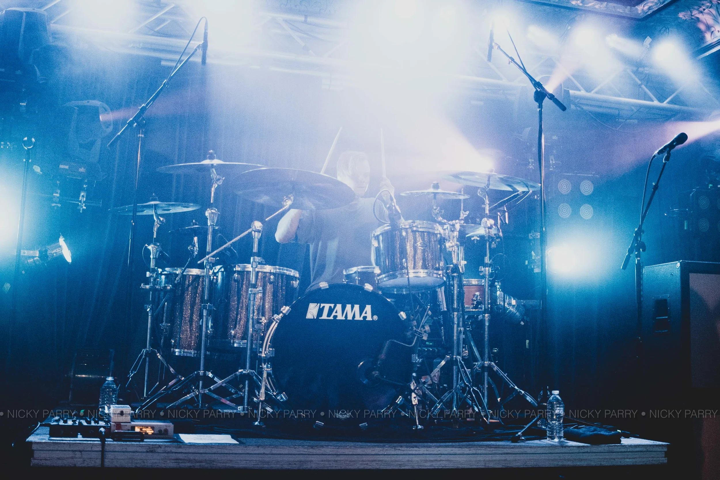 TonightAlive_NickyParry_12118_SocialMedia_11.jpg