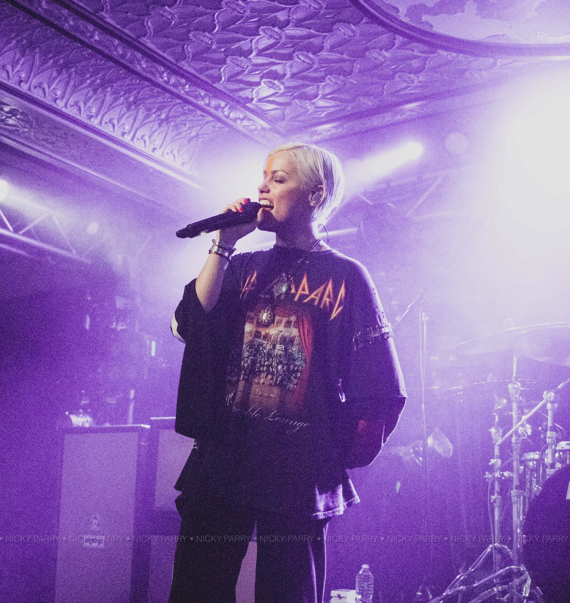 TonightAlive_NickyParry_12118_SocialMedia_12.jpg