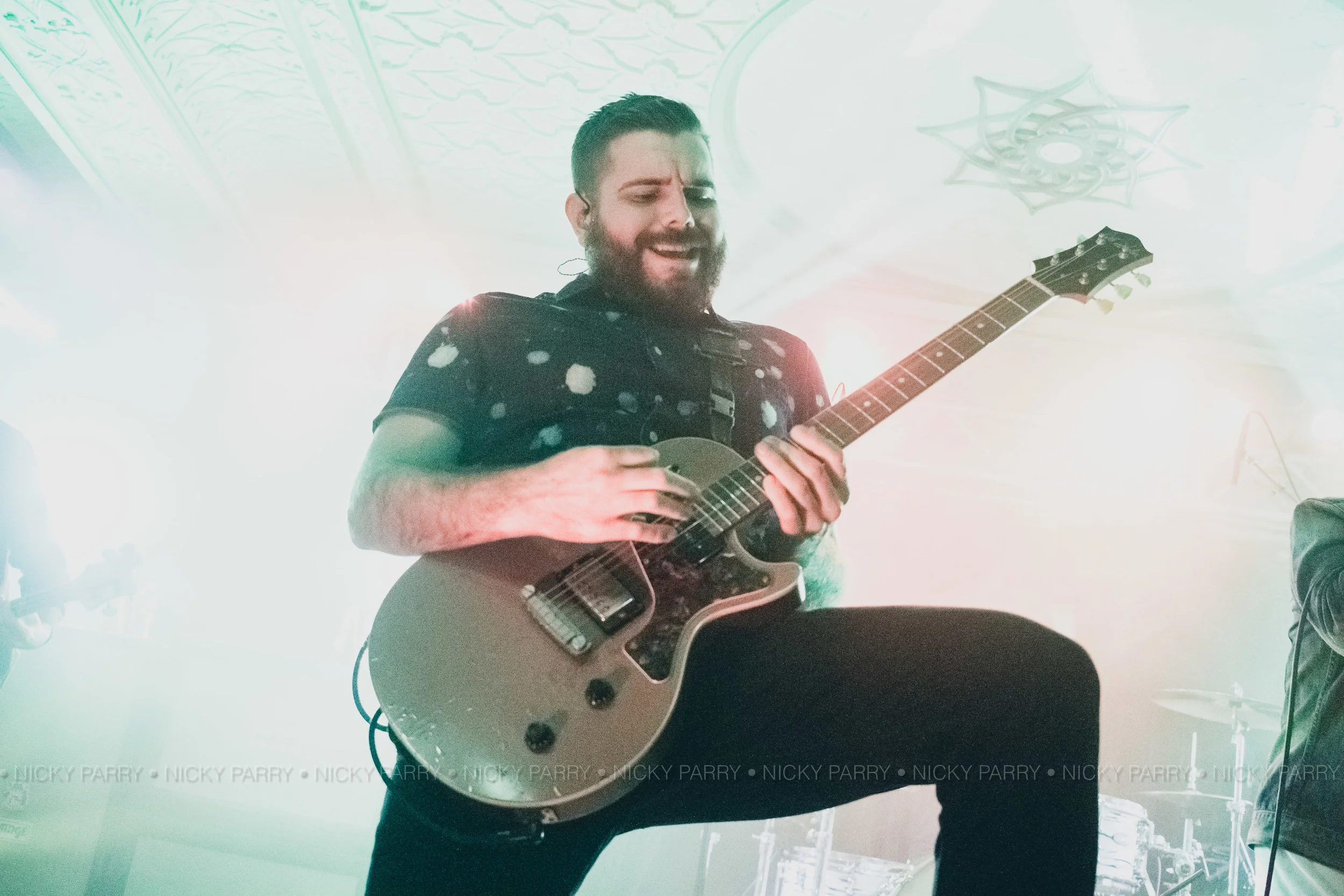Silverstein_NickyParry_12118_SocialMedia_2.jpg