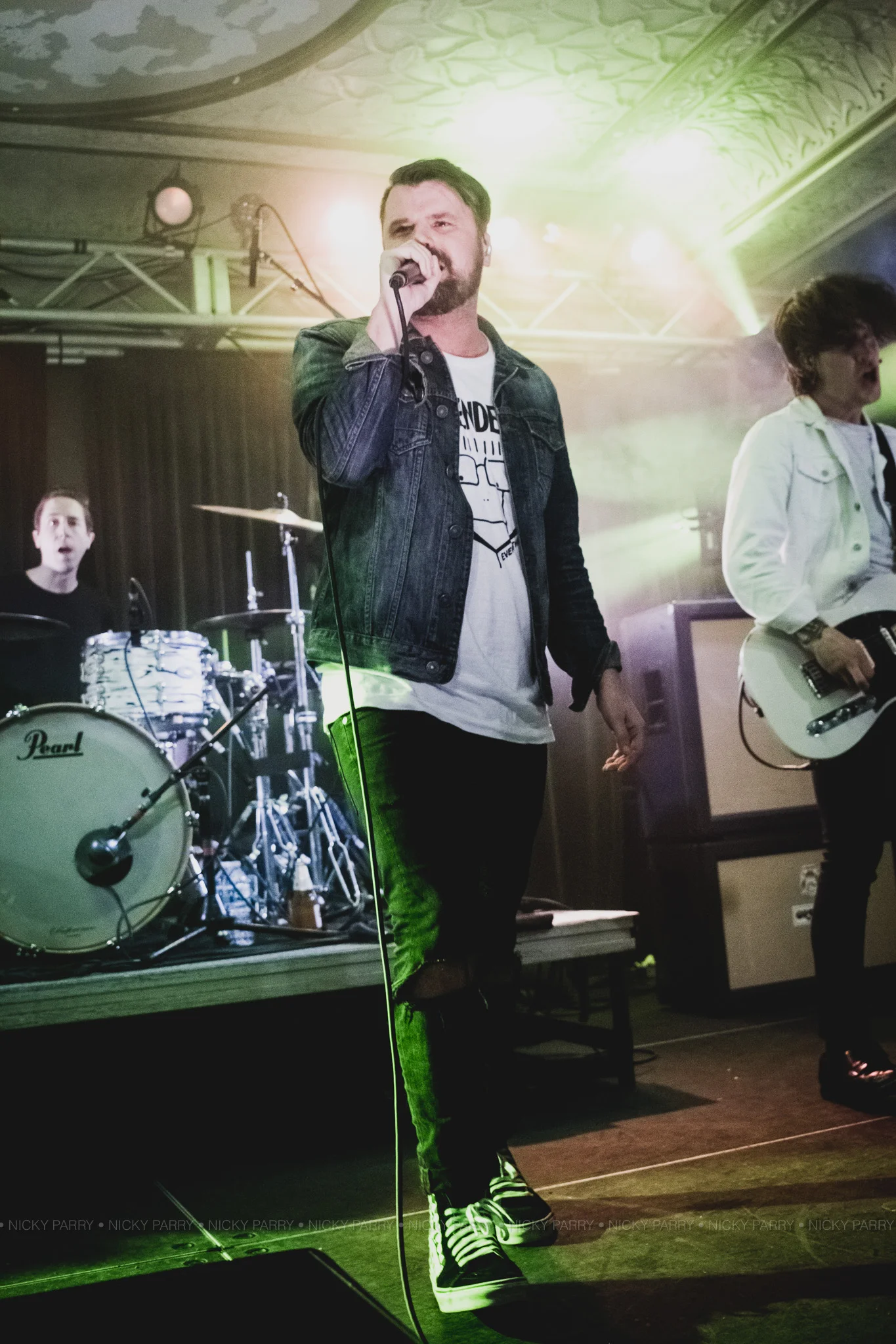 Silverstein_NickyParry_12118_SocialMedia_11.jpg