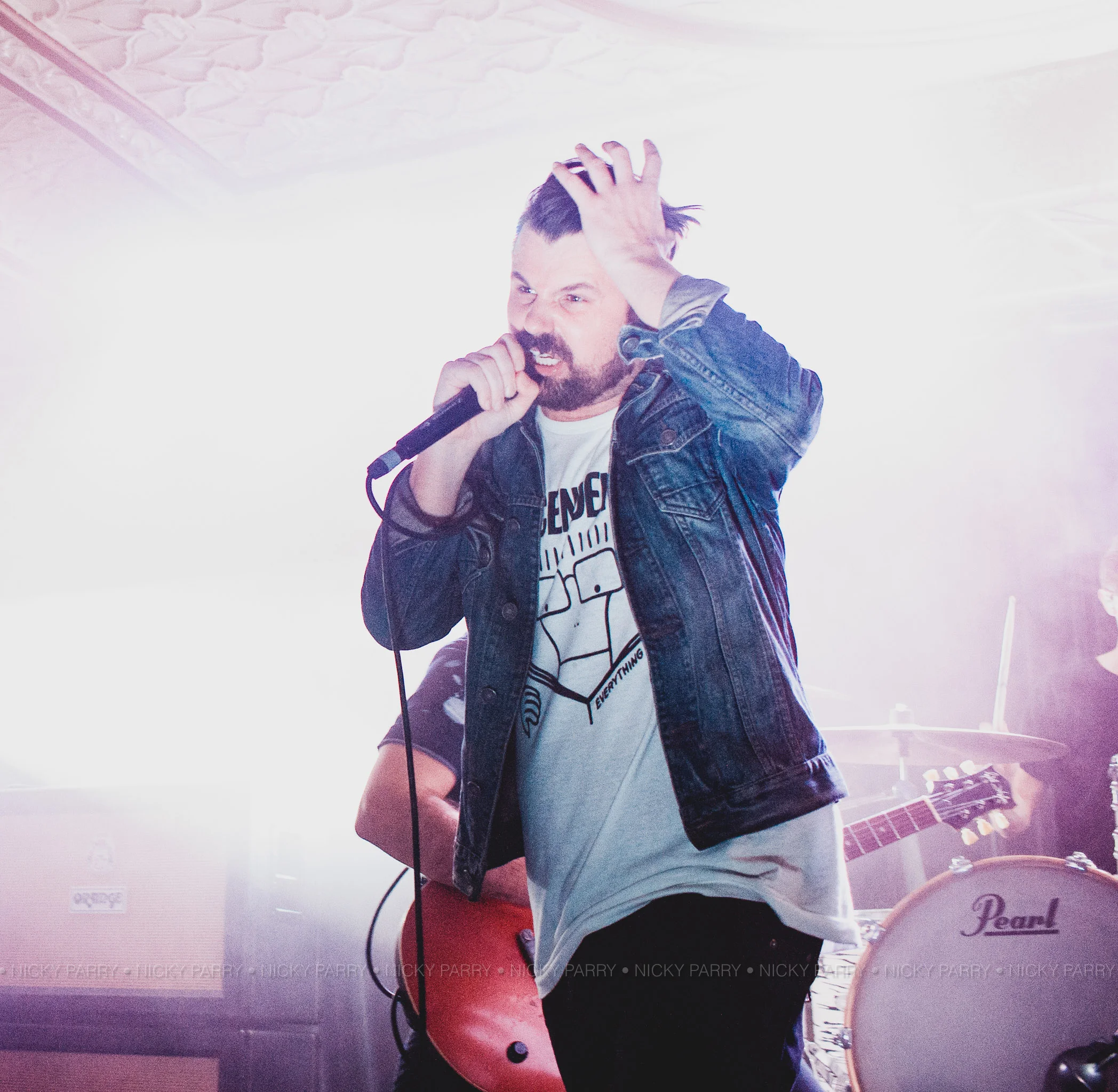Silverstein_NickyParry_12118_SocialMedia_16.jpg