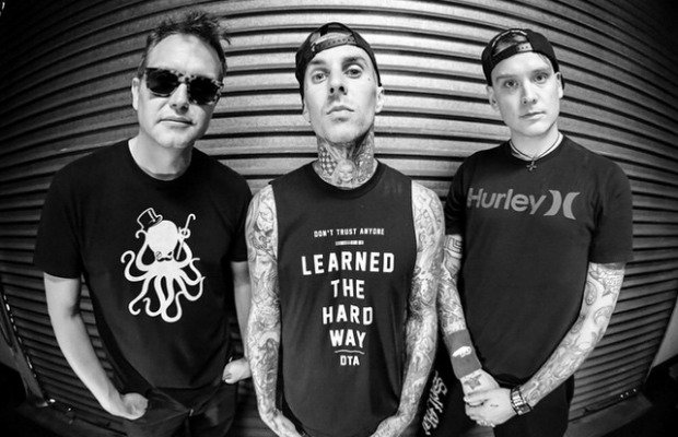 blink-182_Matt_skiba_2015_final.jpg
