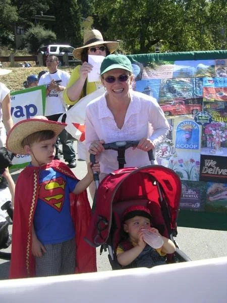 Lili Horn and Kids.jpg