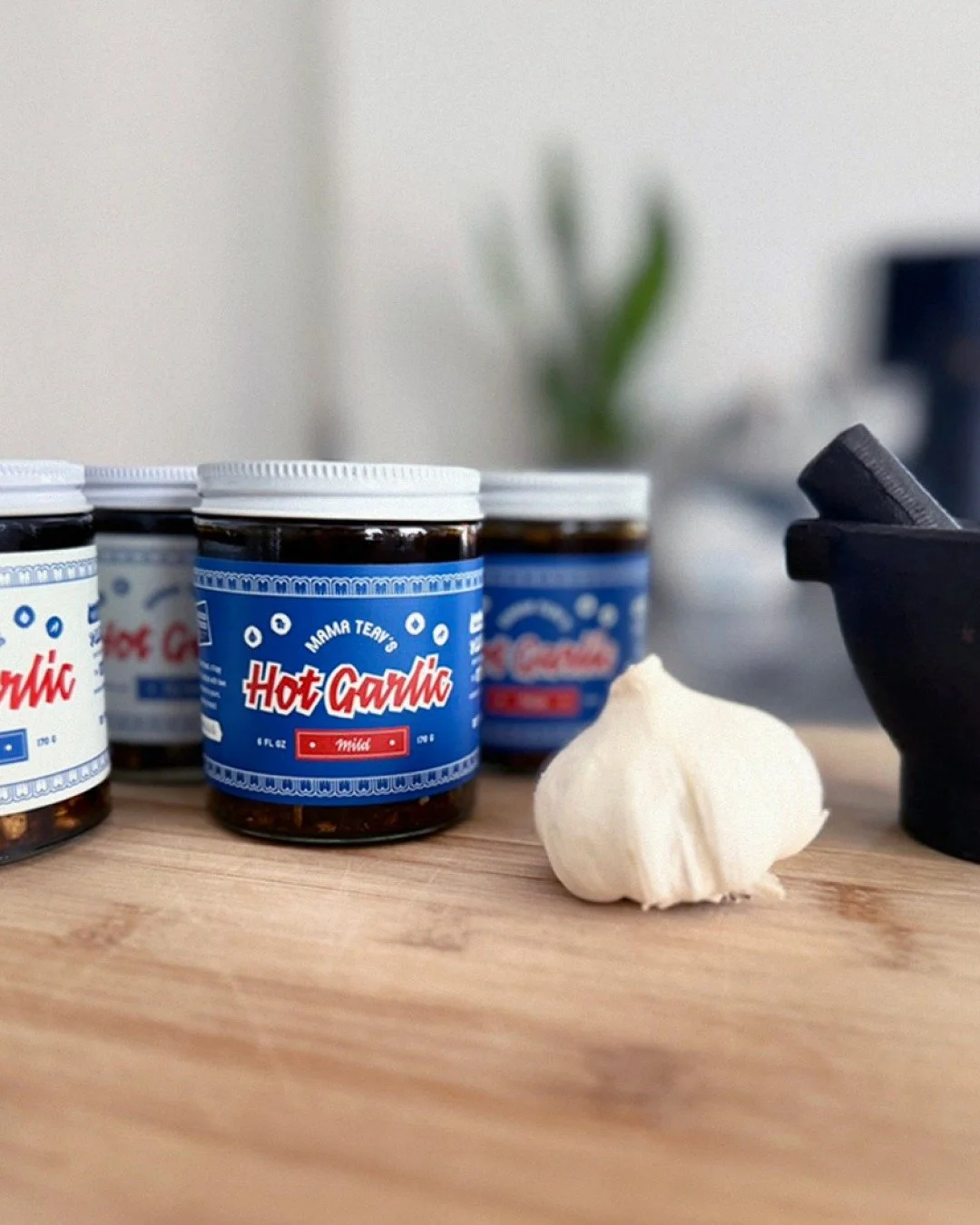 We love when our worlds collide, design, community, and really good food.
Huge thanks to @mamateavs (an @ica.fund accelerator cohort member!) for the delicious care package. The OG Heat is already in rotation.
Supporting small, values-driven business