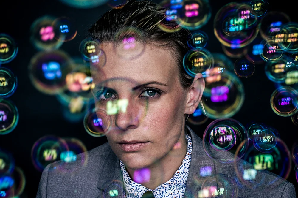 sara bubbles 1 web.jpg