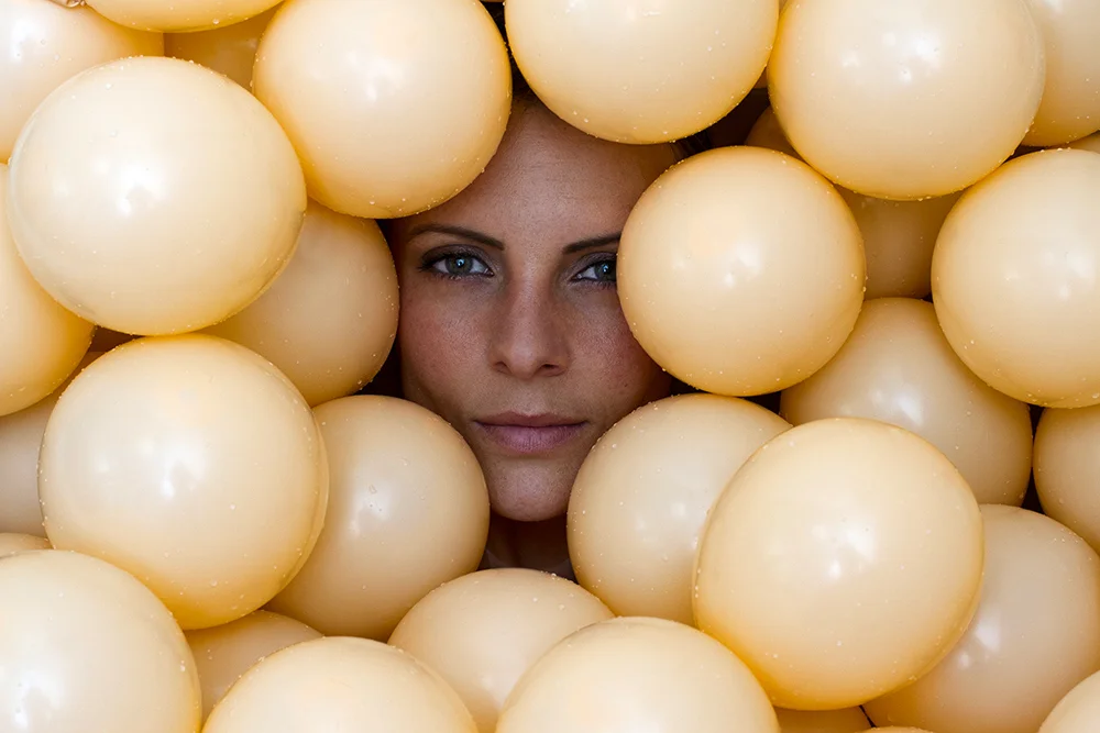 sara balloon tub 1 web.jpg