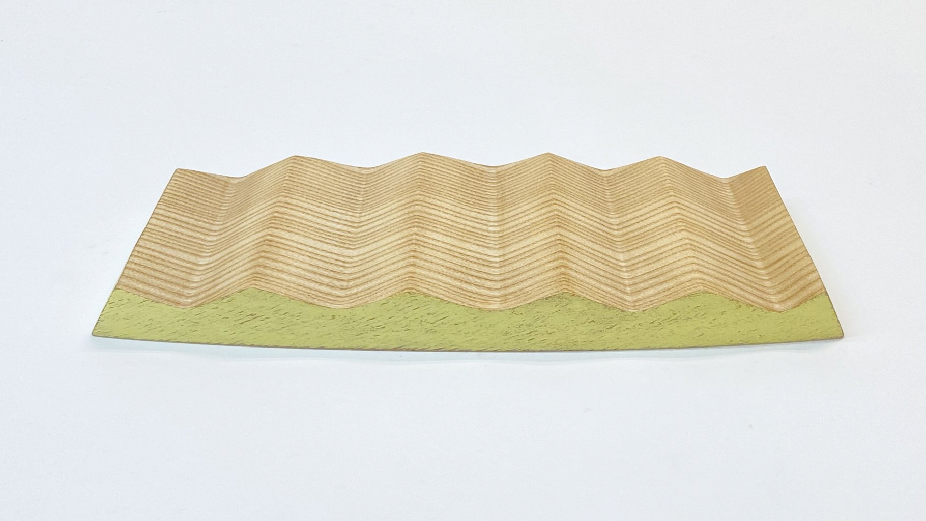 ZIGZAG TRAY