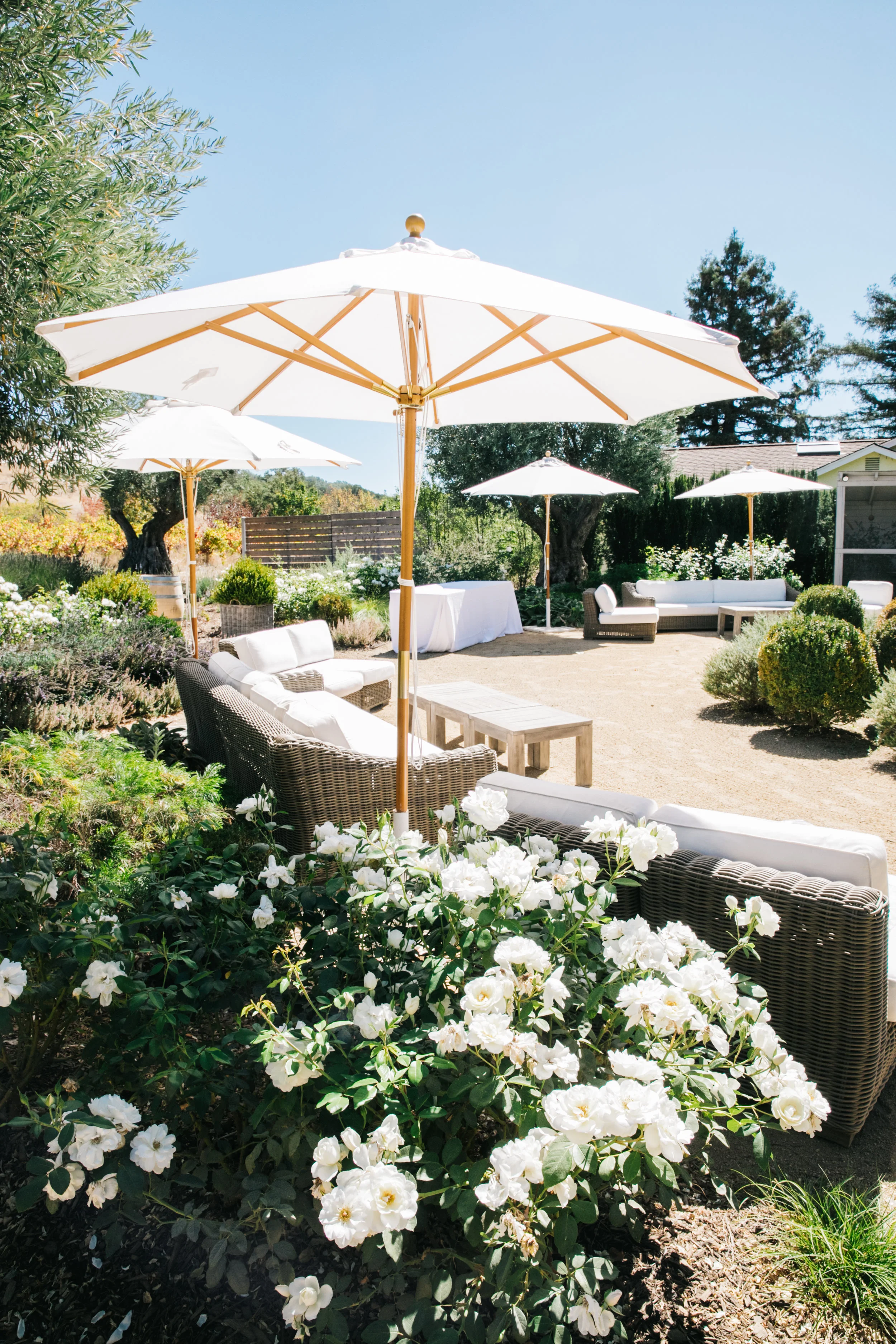 Katie And Kevin S Ru S Farm At Healdsburg Country Gardens Wedding