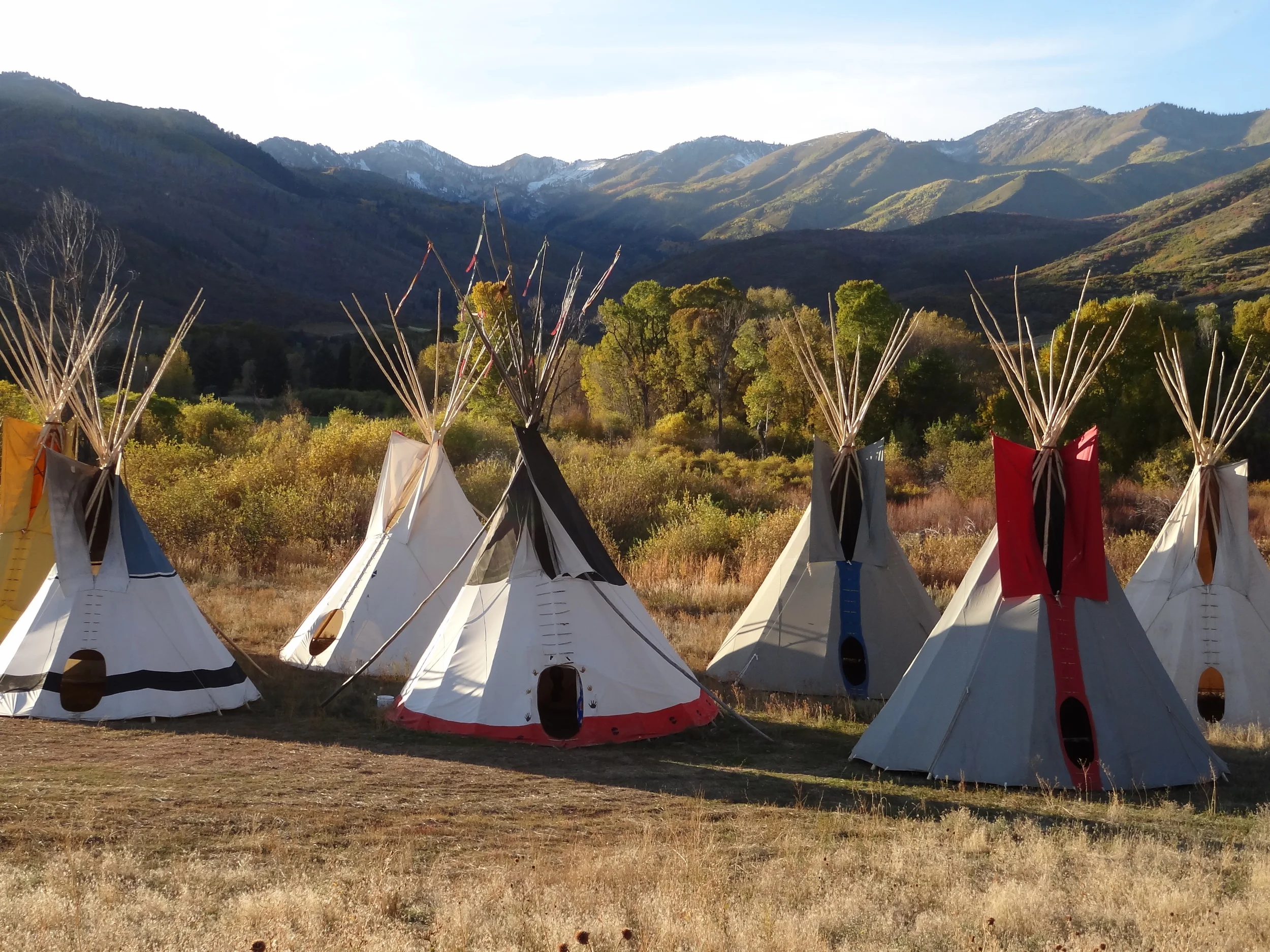 Colorful_tipis.jpg