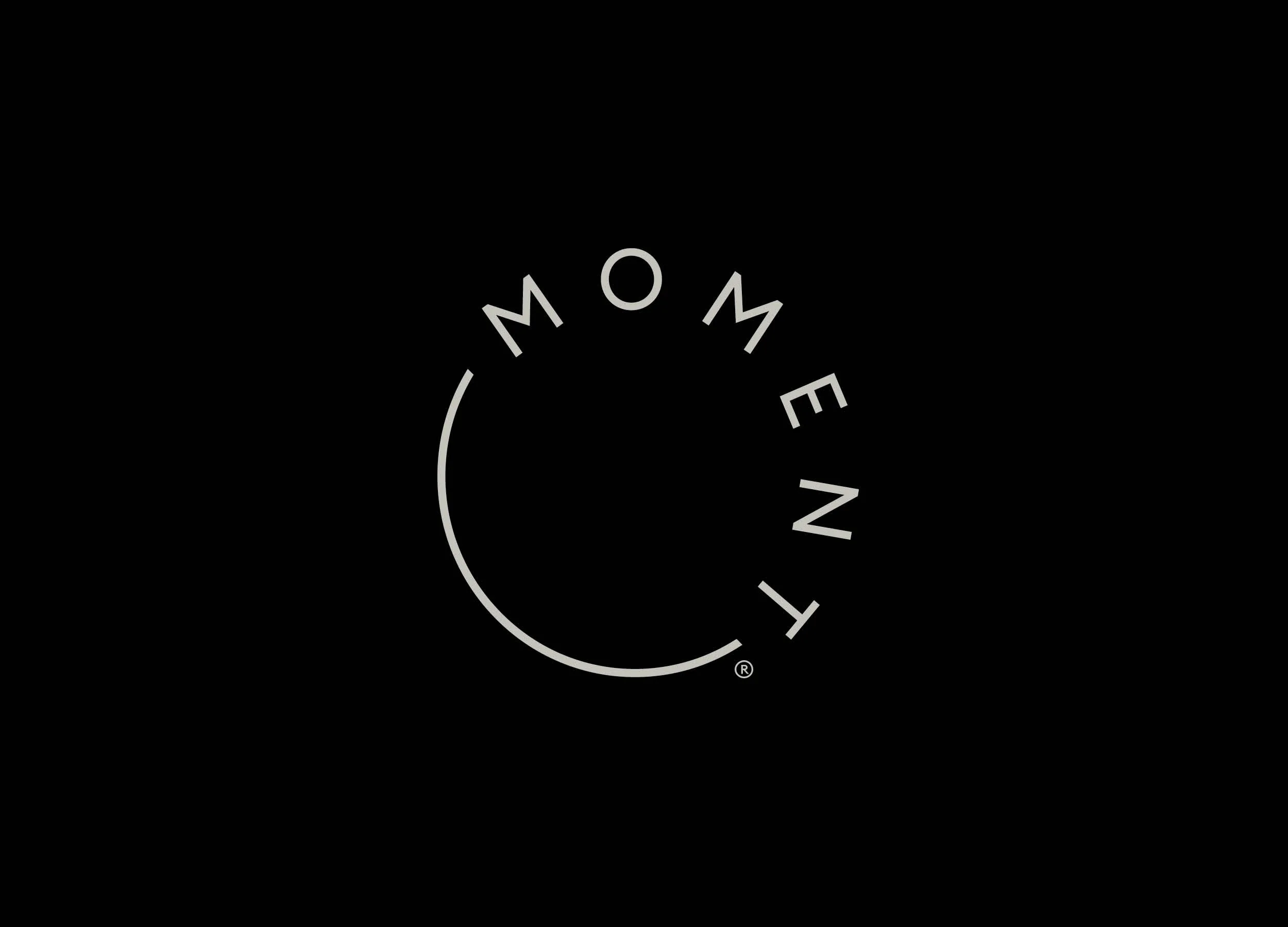SarahZoraya_Logos_moment-10-11.jpg