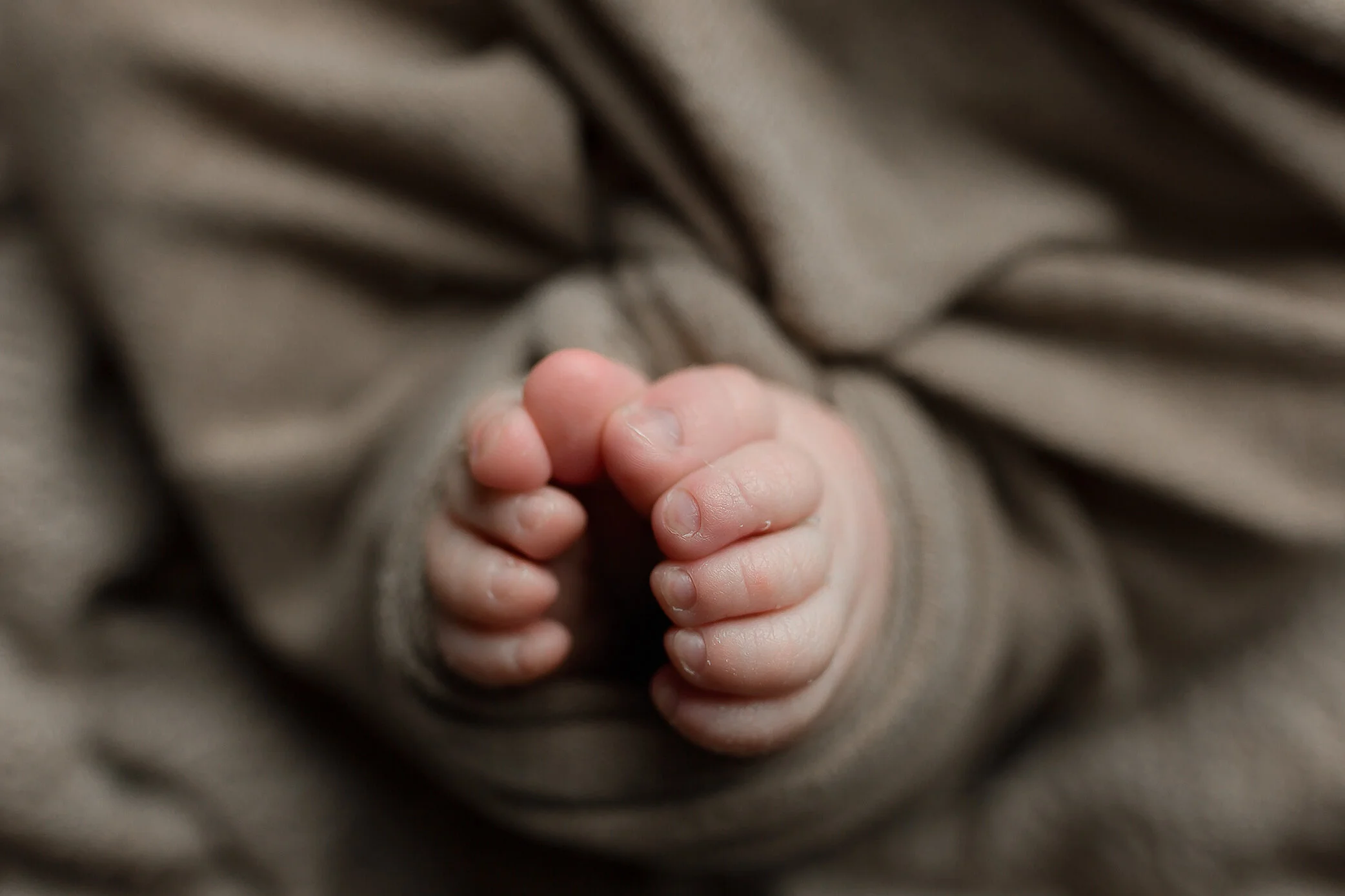 Lincoln | Simple Newborn Session