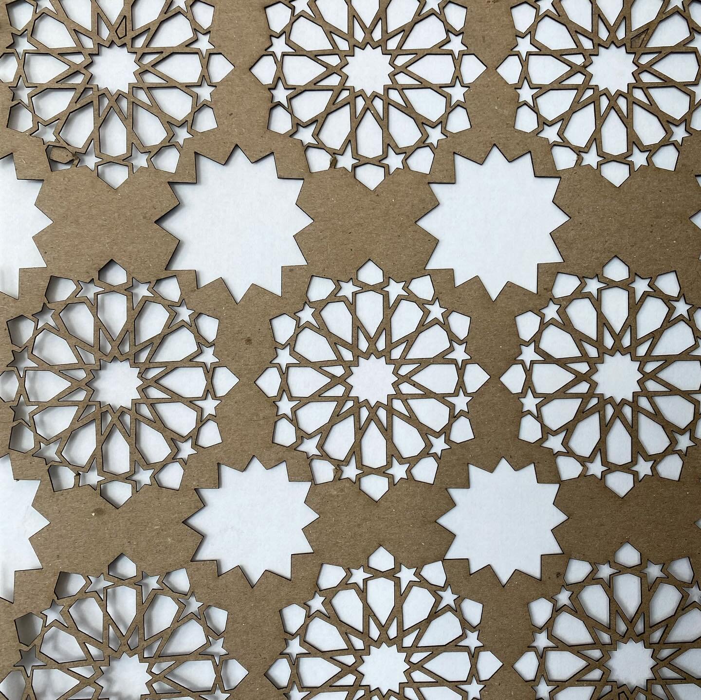 Thanks to the hard work from my freshman Art Foundations I class and collaborative effort from Mr. Carey @lmcareysf in the new PO Maker Space&ndash;I&rsquo;m delighted to share these beautiful laser cut paper pieces inspired by Islamic geometric desi