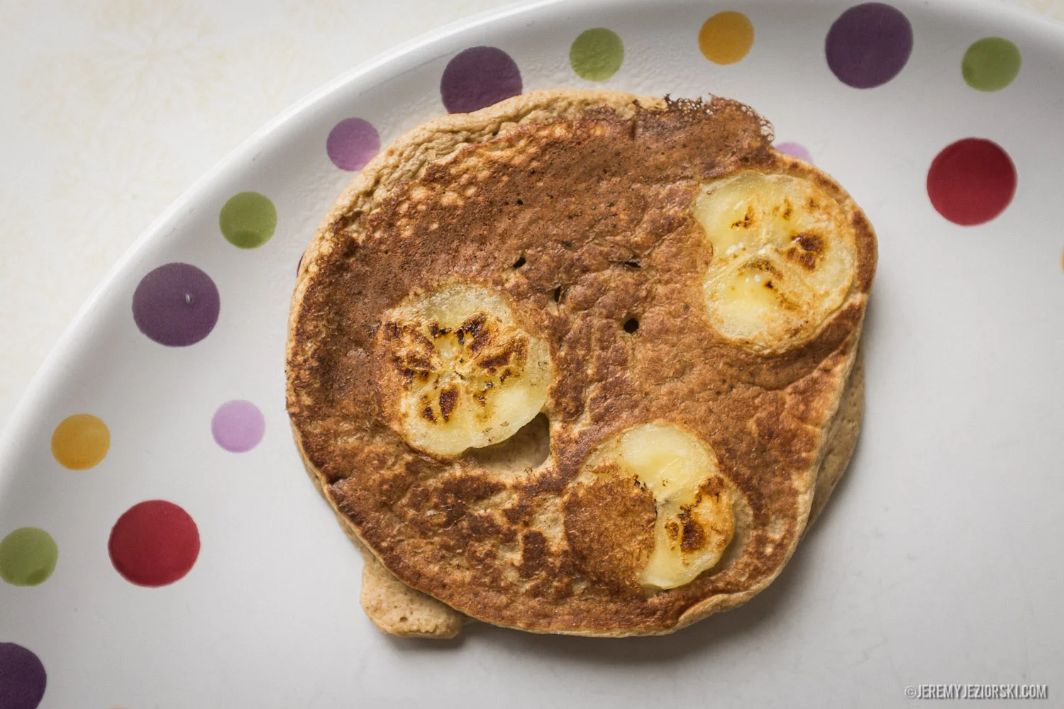 Healthy-Banana-Pancakes-Recipe-Emily-Jeremy-Jeziorski-08.jpg