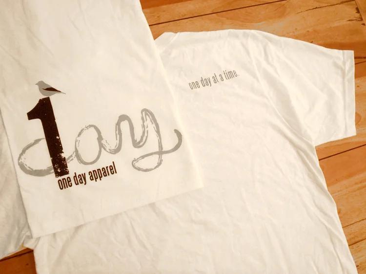 WhiteGrayShirt1a.jpg