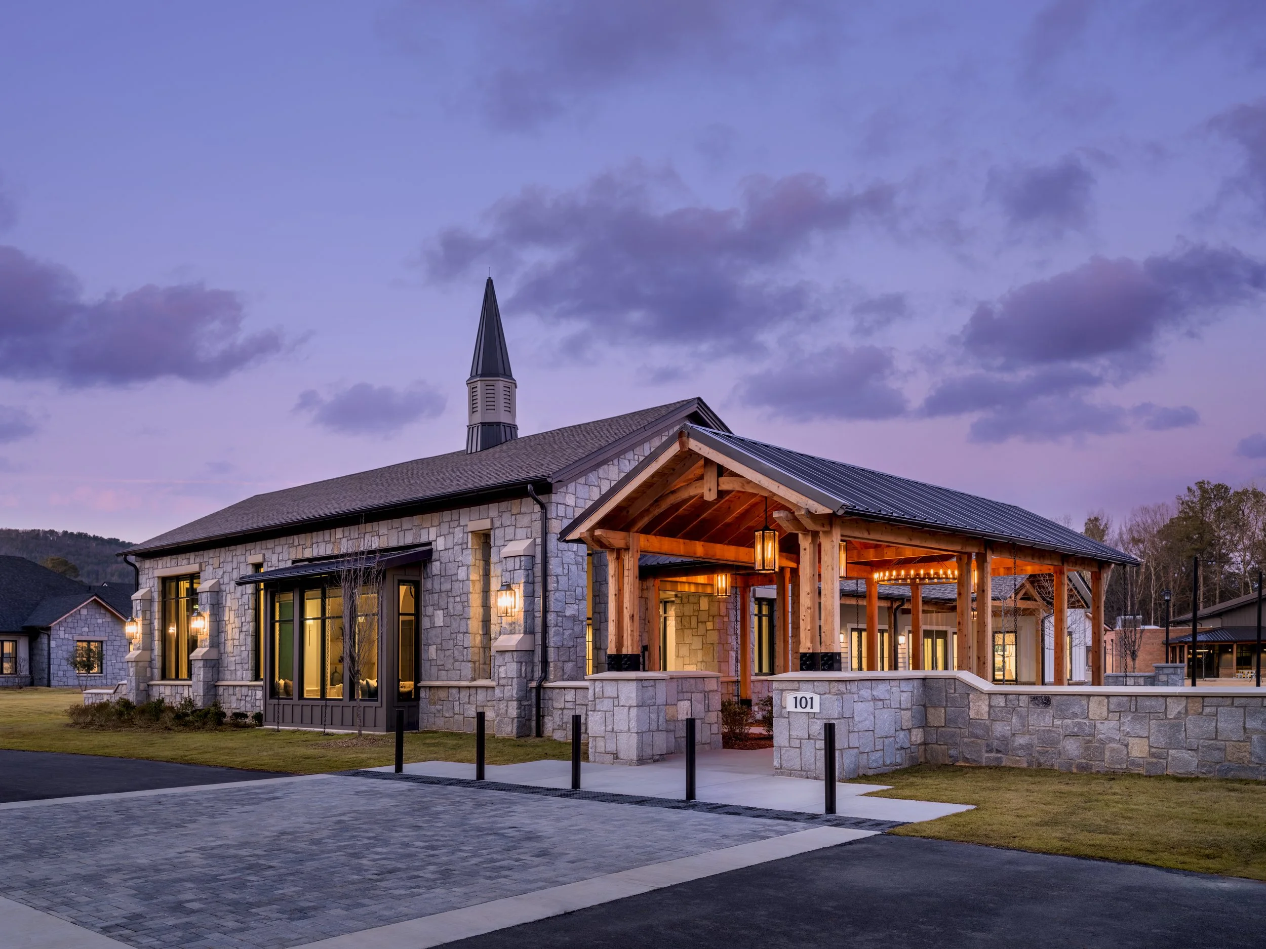 CC_Amber_Grace_Exterior_01.jpg