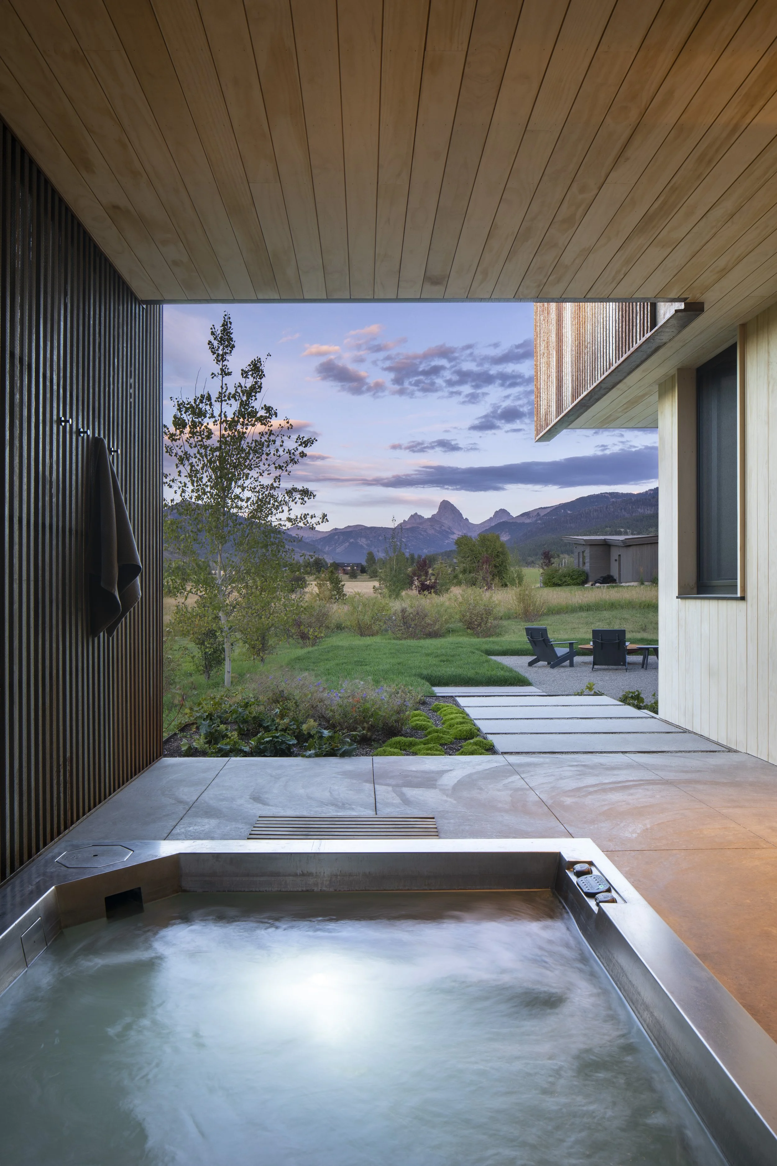 Altman Residence_23_Lara Swimmer.jpg