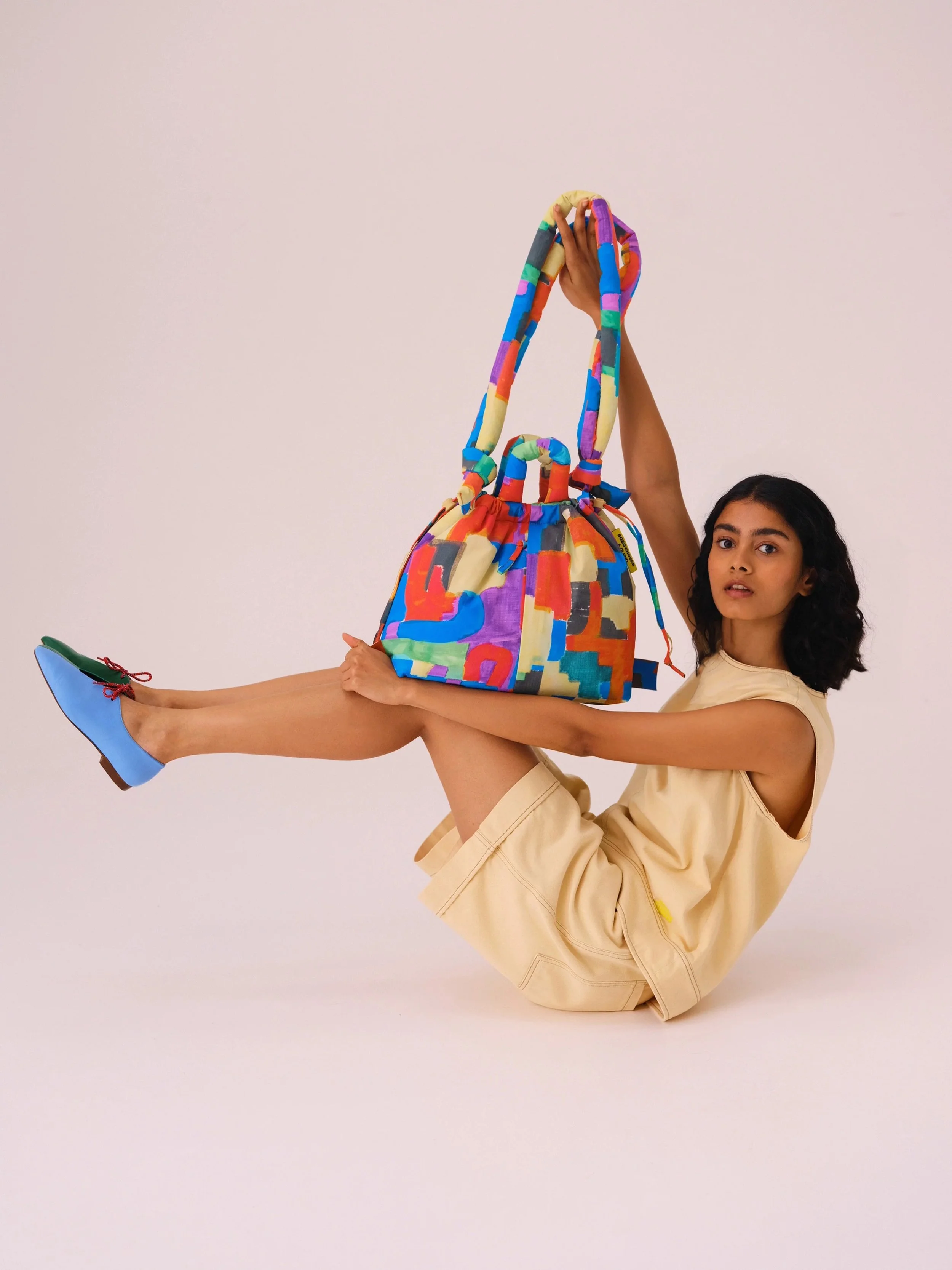 MULTICOLOR PATTERN Olend-Abril242963.jpeg