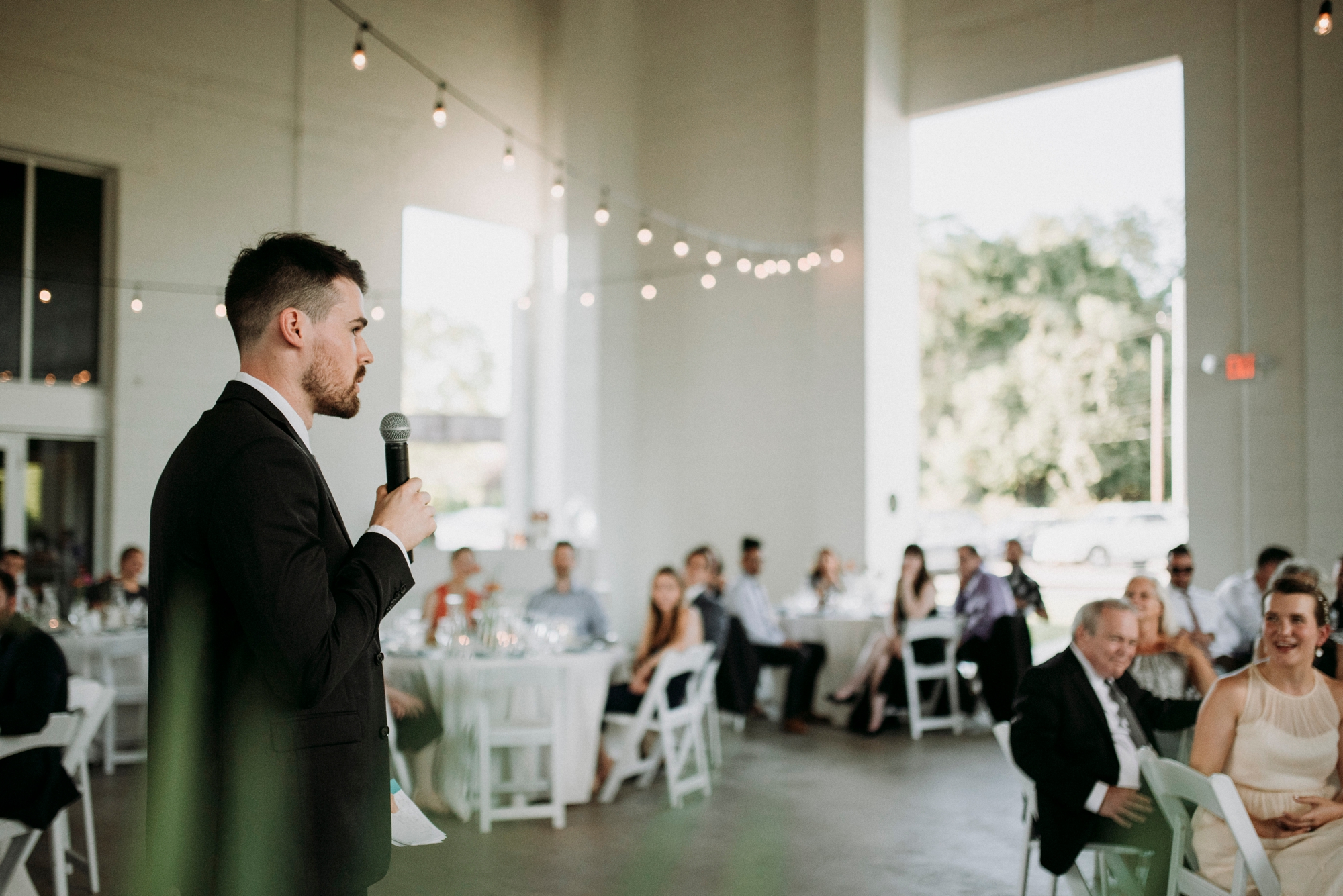 Adriana+Sam-0400_Pittsburgh-Aspinwall-Riverfront-Park-wedding.jpg