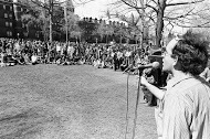 24290088-Unknown speaker on New Haven Green, Yale in background.jpg