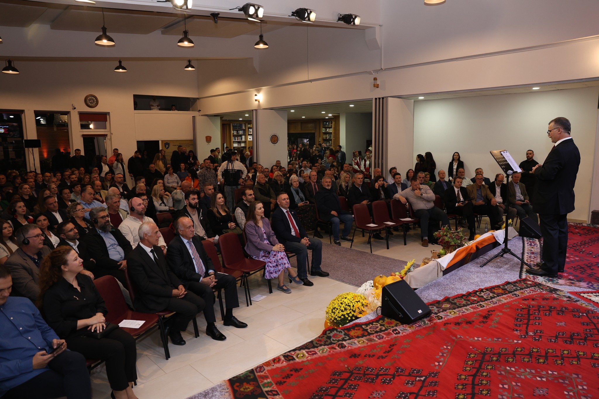 Amazing news! Last month, 400 believers came together in Prishtina to celebrate the 30th Anniversary of Messiah Evangelical Fellowship.
Launched in 1994 by three believers, this church is now a beacon of hope to many in Kosovo. We are so thankful t