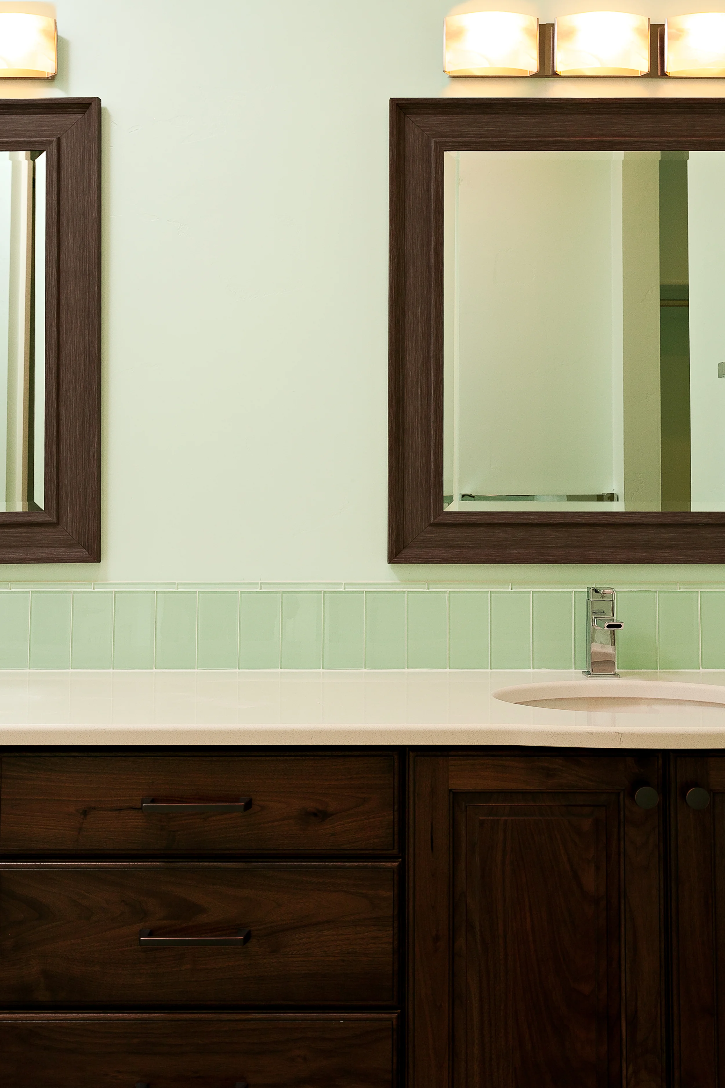 bathroom-close-up (1 of 1).jpg