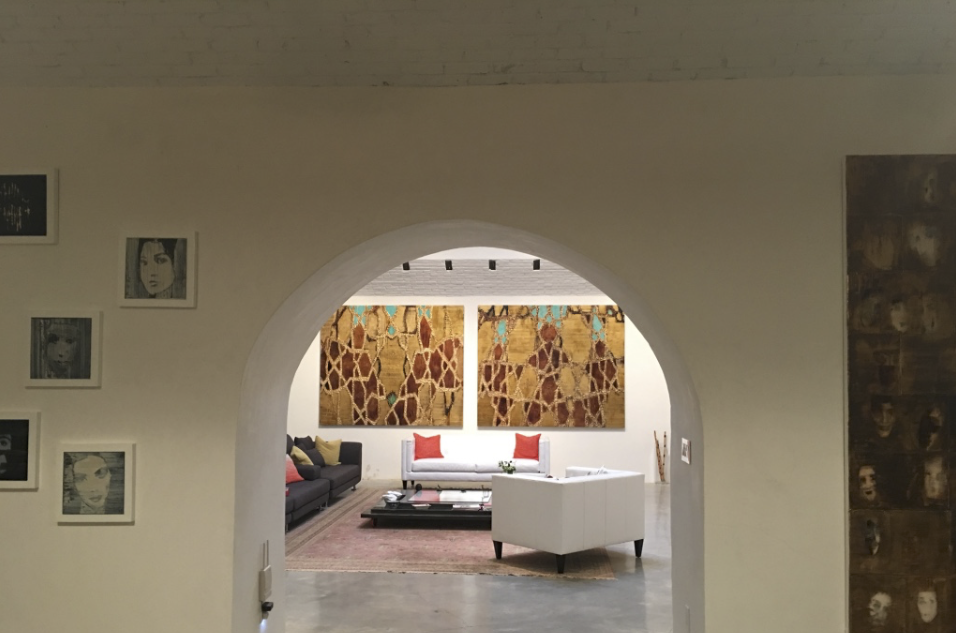  AUSTIN STUDIO COMPLEX 